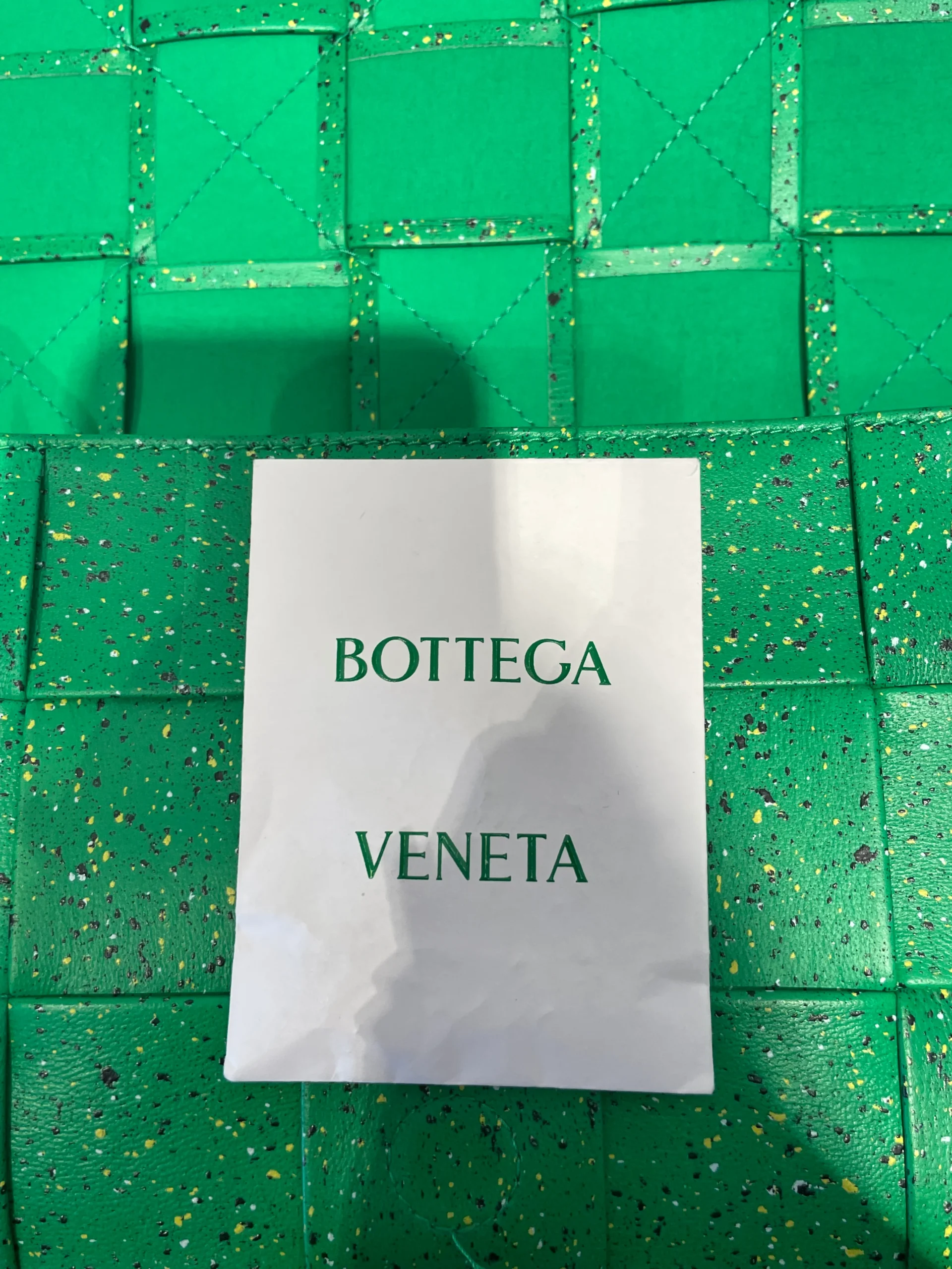 BOTTEGA VENETA/Cross Body Bag/Leather/GRN/Parakeet Cassette