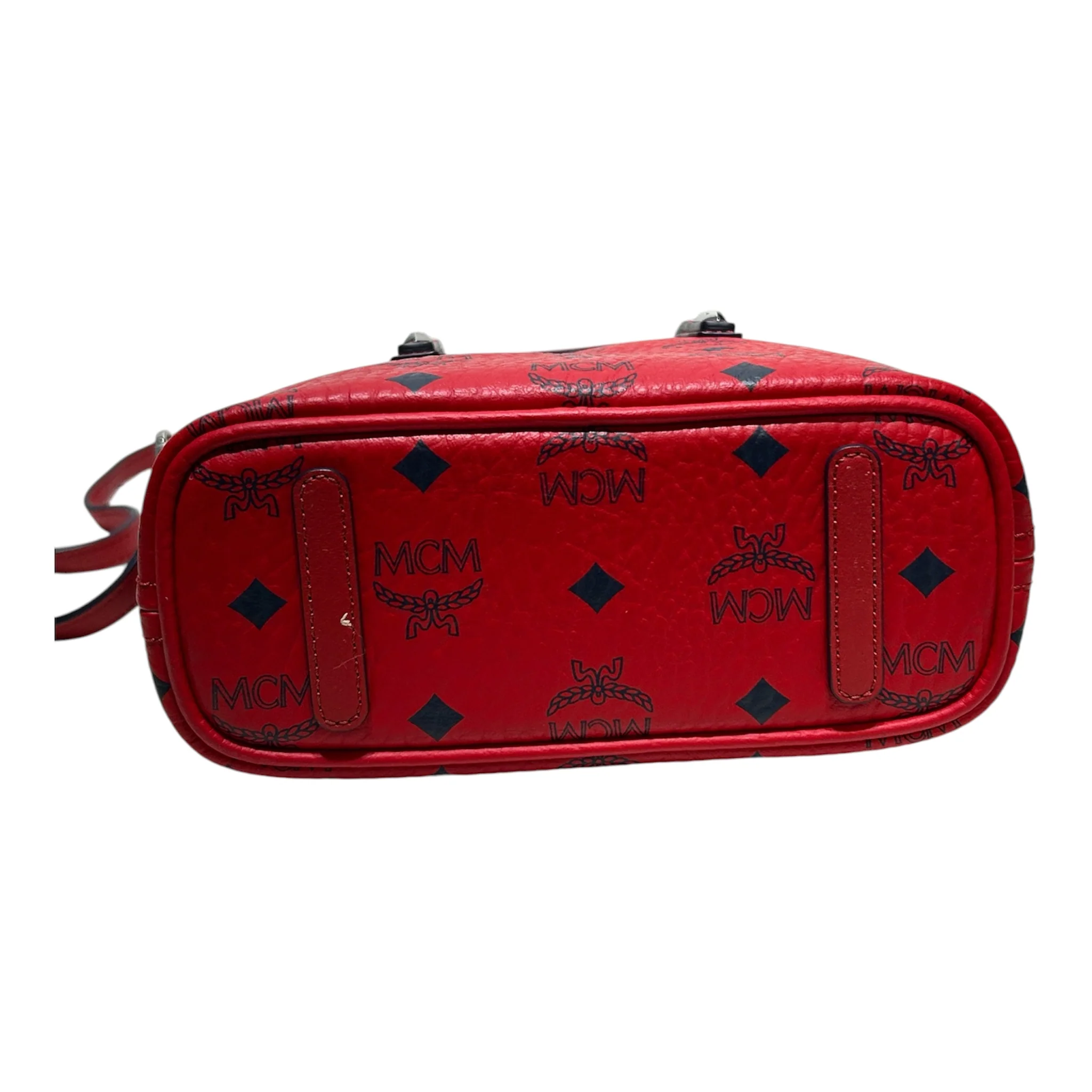 1054-mcm-bag-leather-red-bucket-bag-3.webp MCM/Bag/Leather/RED/BUCKET BAG