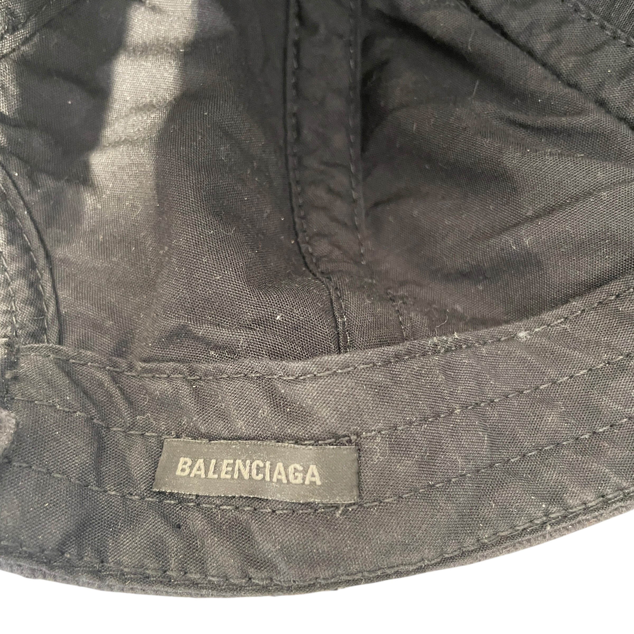 1058-balenciaga-cap-cotton-blk-side-cut-out-leather-trim-3.jpg BALENCIAGA/Cap/Cotton/BLK/side cut out leather trim