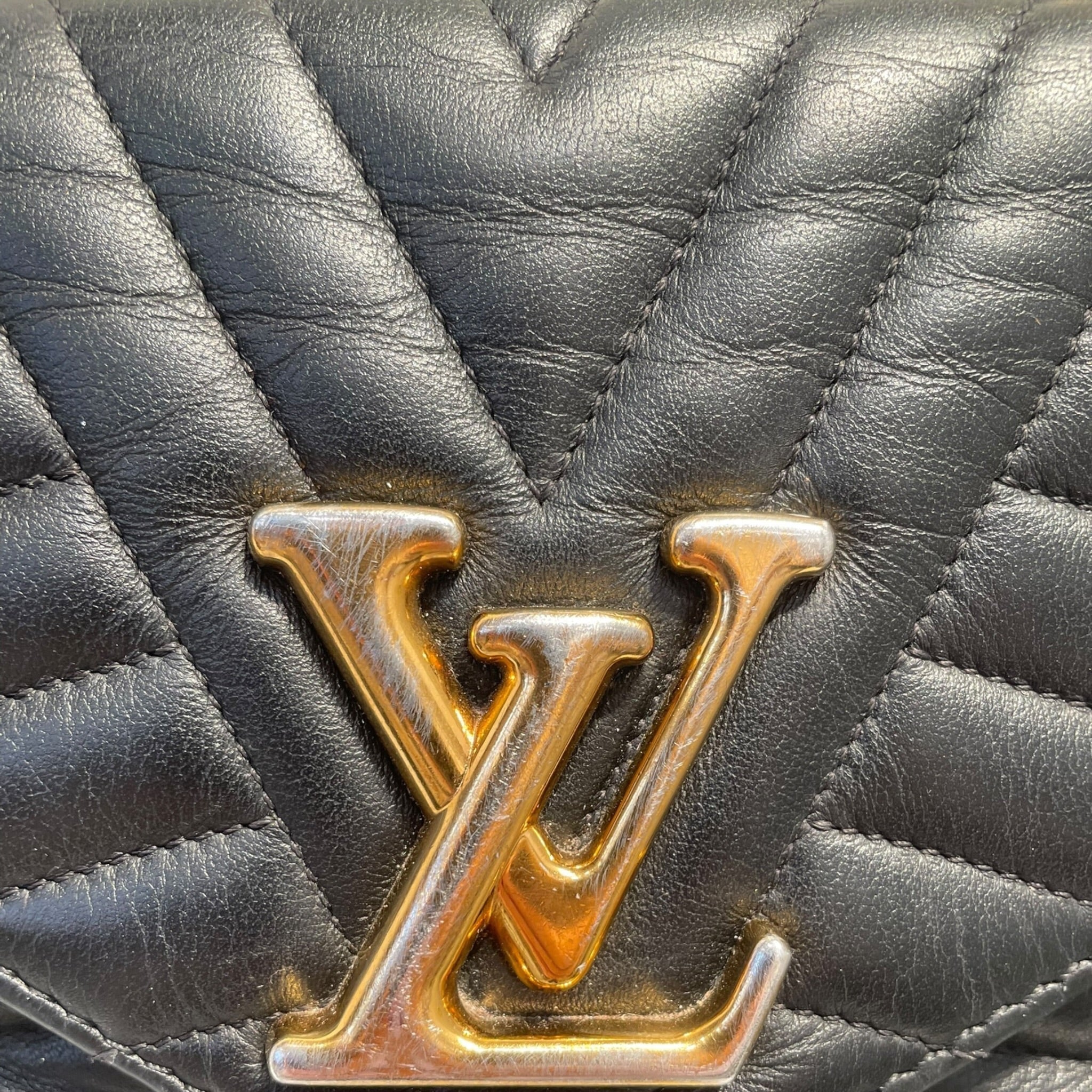 LOUIS VUITTON/Cross Body Bag/Leather/BLK/new wave bag