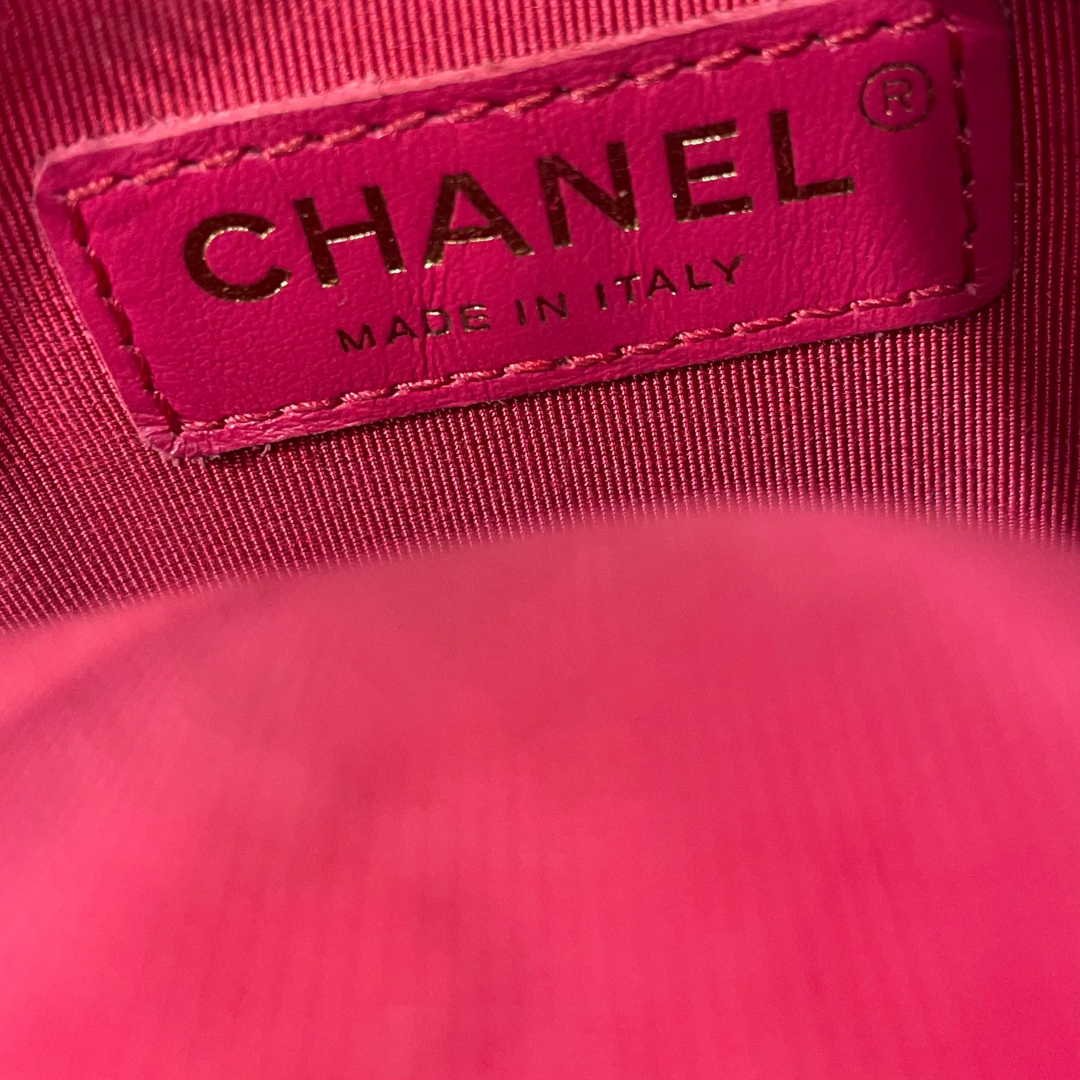 CHANEL/Cross Body Bag/Leather/BLK/quilted leather circle bag