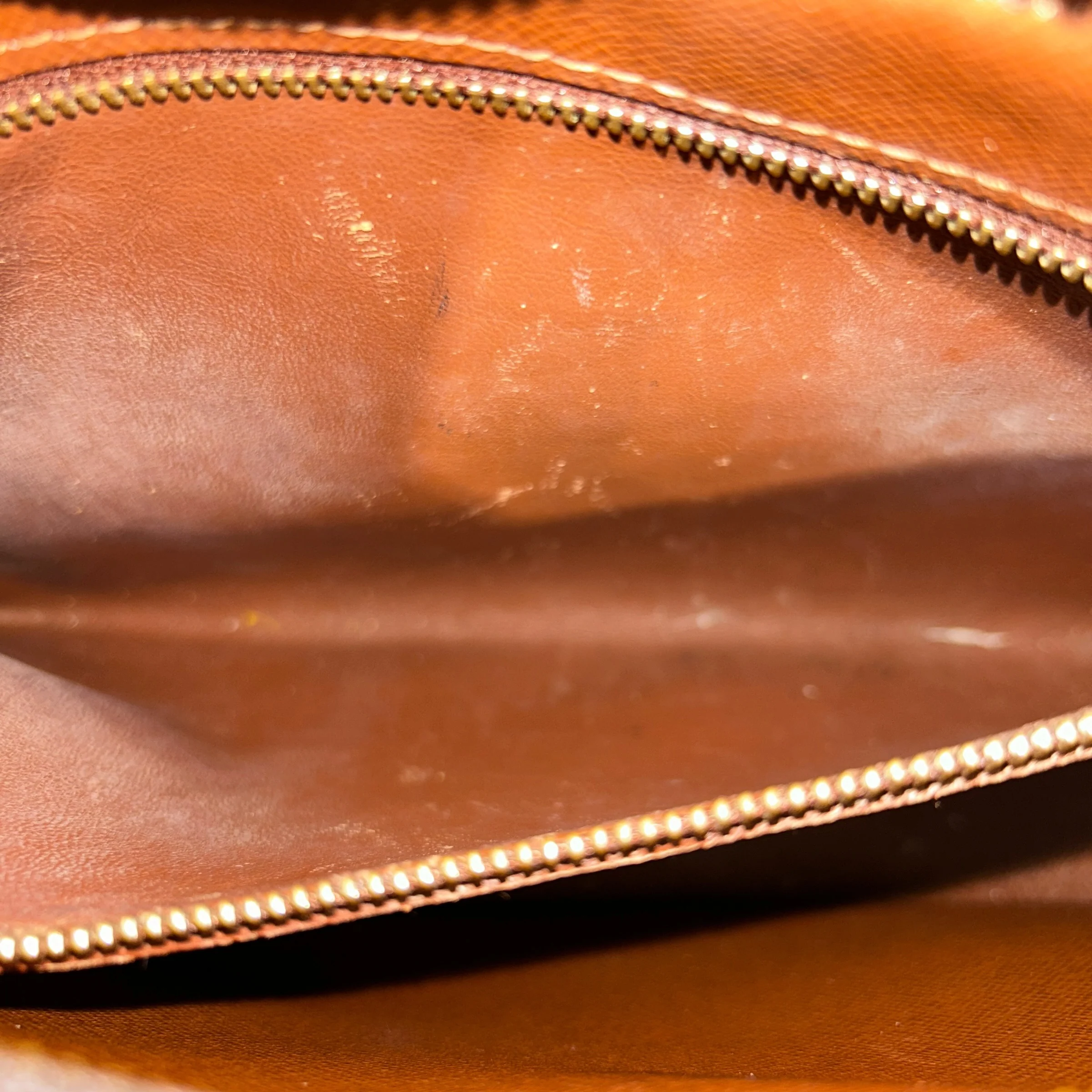 1362-louis-vuitton-cross-body-bag-monogram-leather-brw-trocadero-27-7.webp LOUIS VUITTON/Cross Body Bag/Monogram/Leather/BRW/Trocadero 27