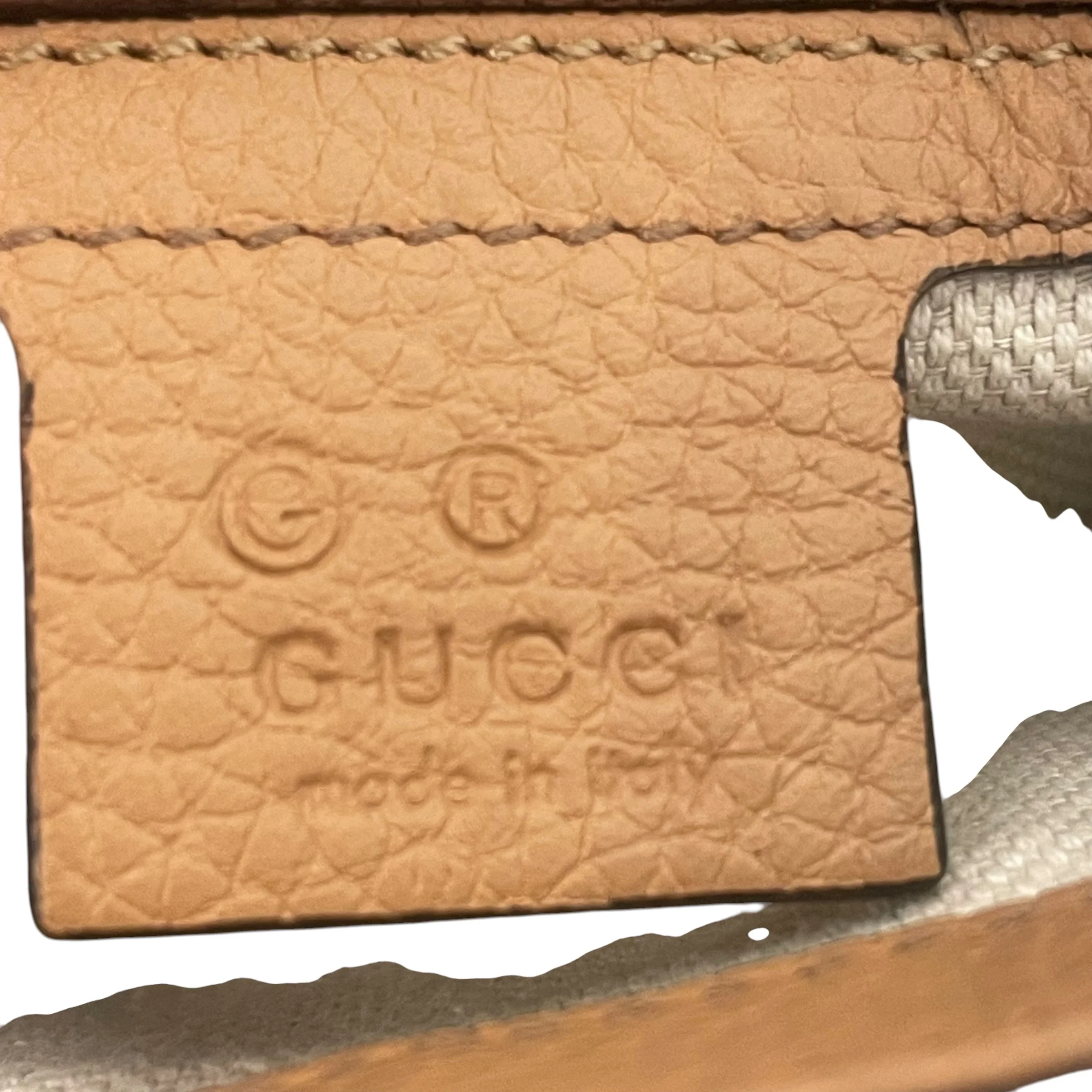 GUCCI/Cross Body Bag/Leather/CML/medium interlock g soho