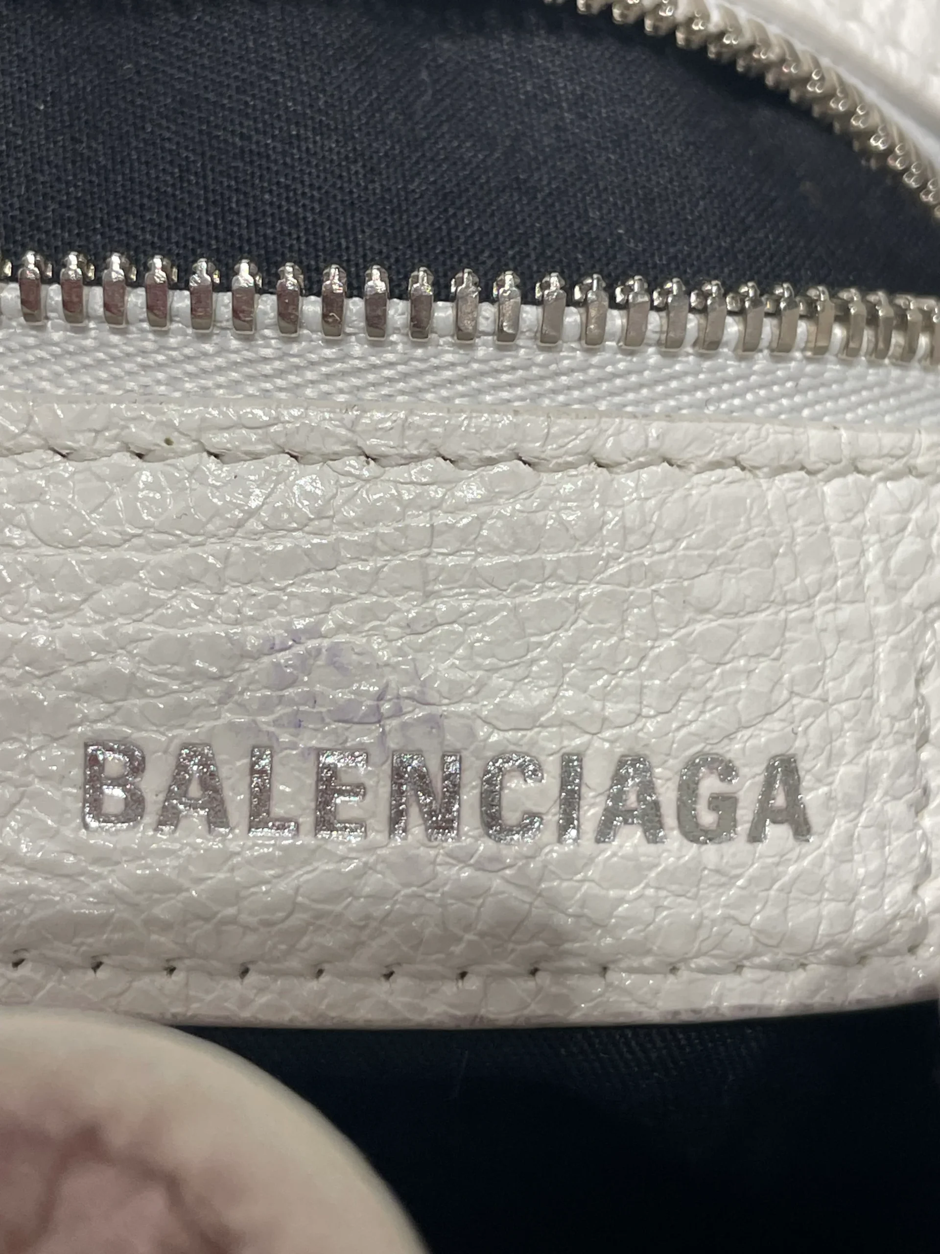 BALENCIAGA/Cross Body Bag/Leather/WHT/Le Cagole XS Bucket