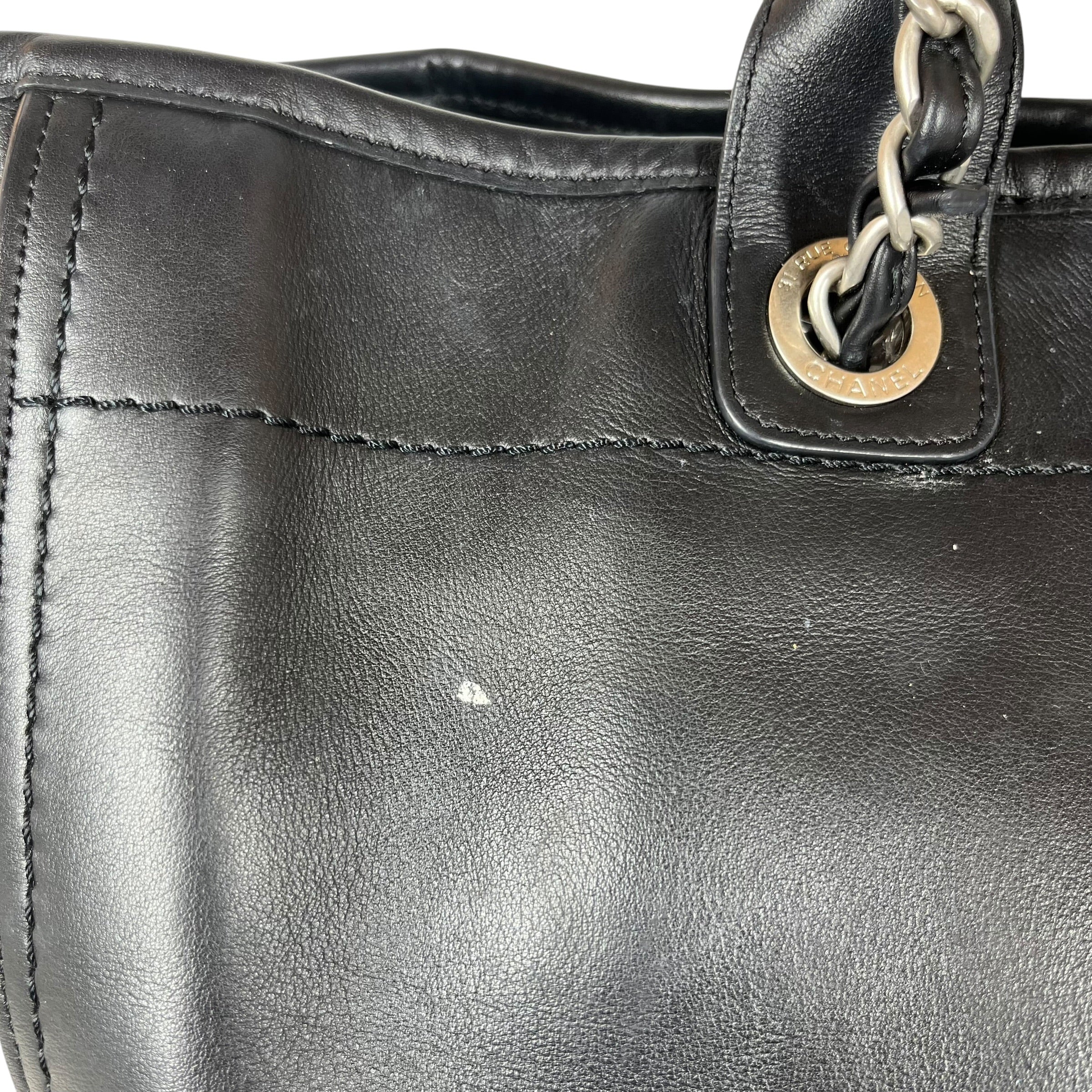 CHANEL/Tote Bag/Leather/BLK/MEDIUM DEAUVILLE TOTE