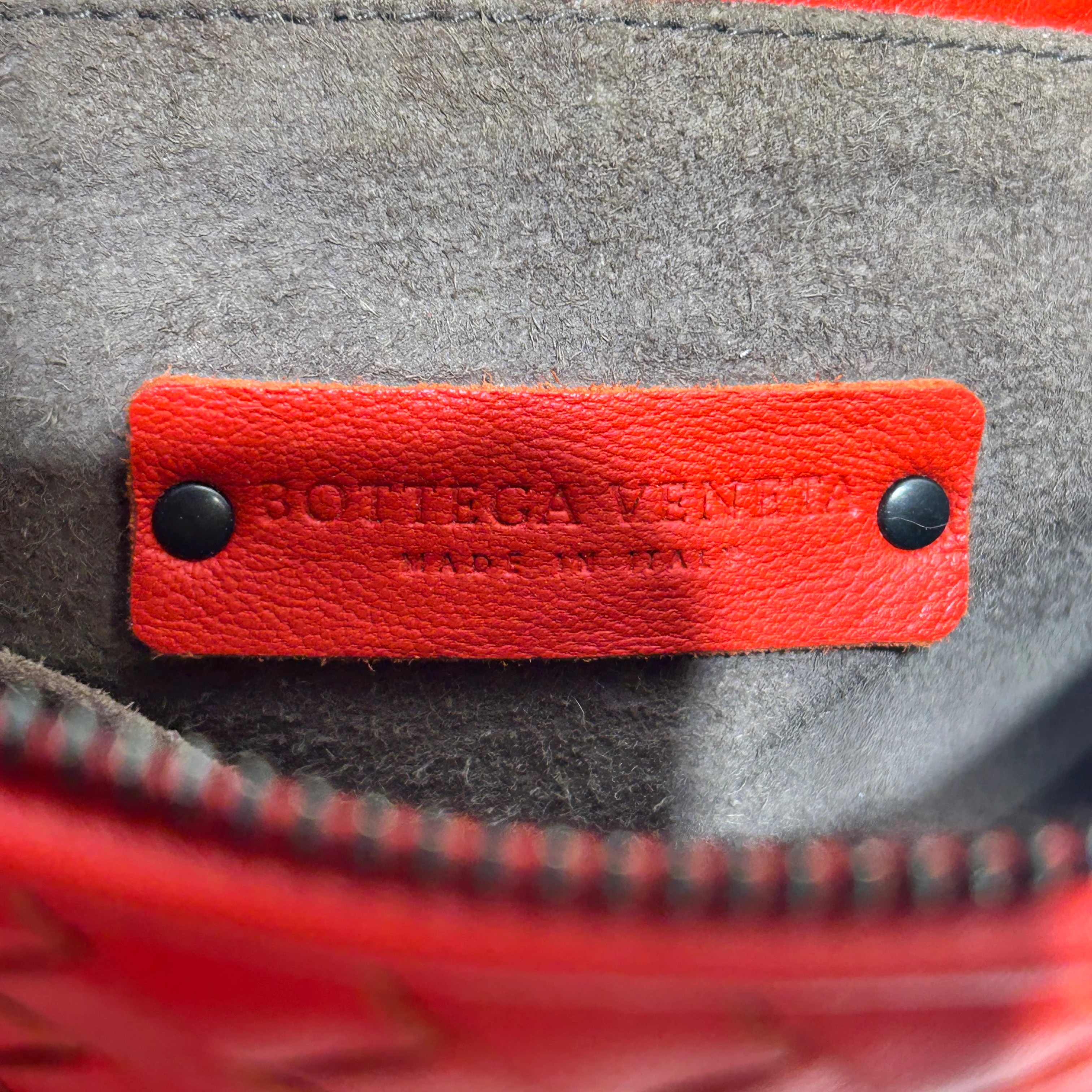 BOTTEGA VENETA/Cross Body Bag/Leather/RED/
