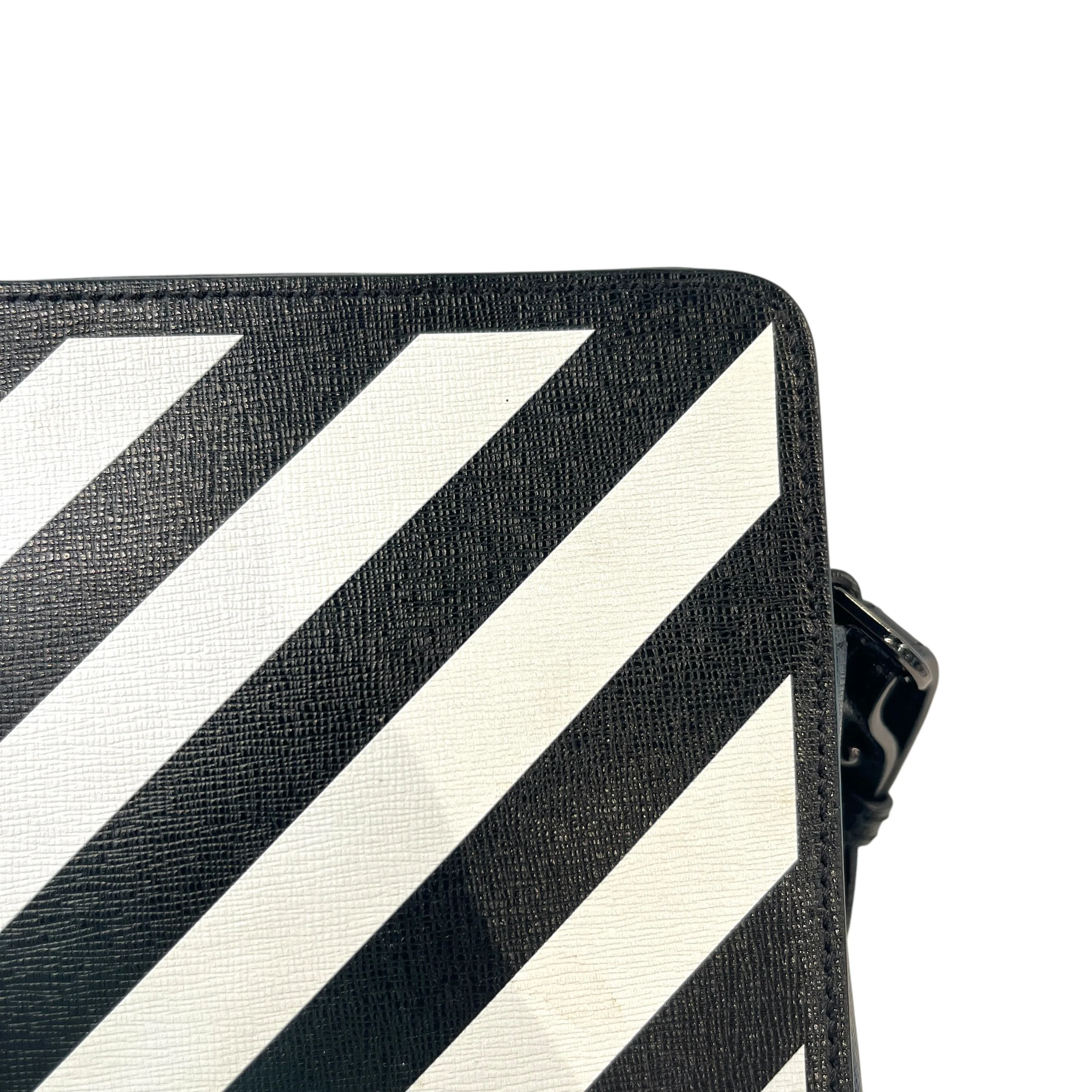 OFF-WHITE/Cross Body Bag/Stripe/Leather/BLK/SAFFIANO MINI DIAG