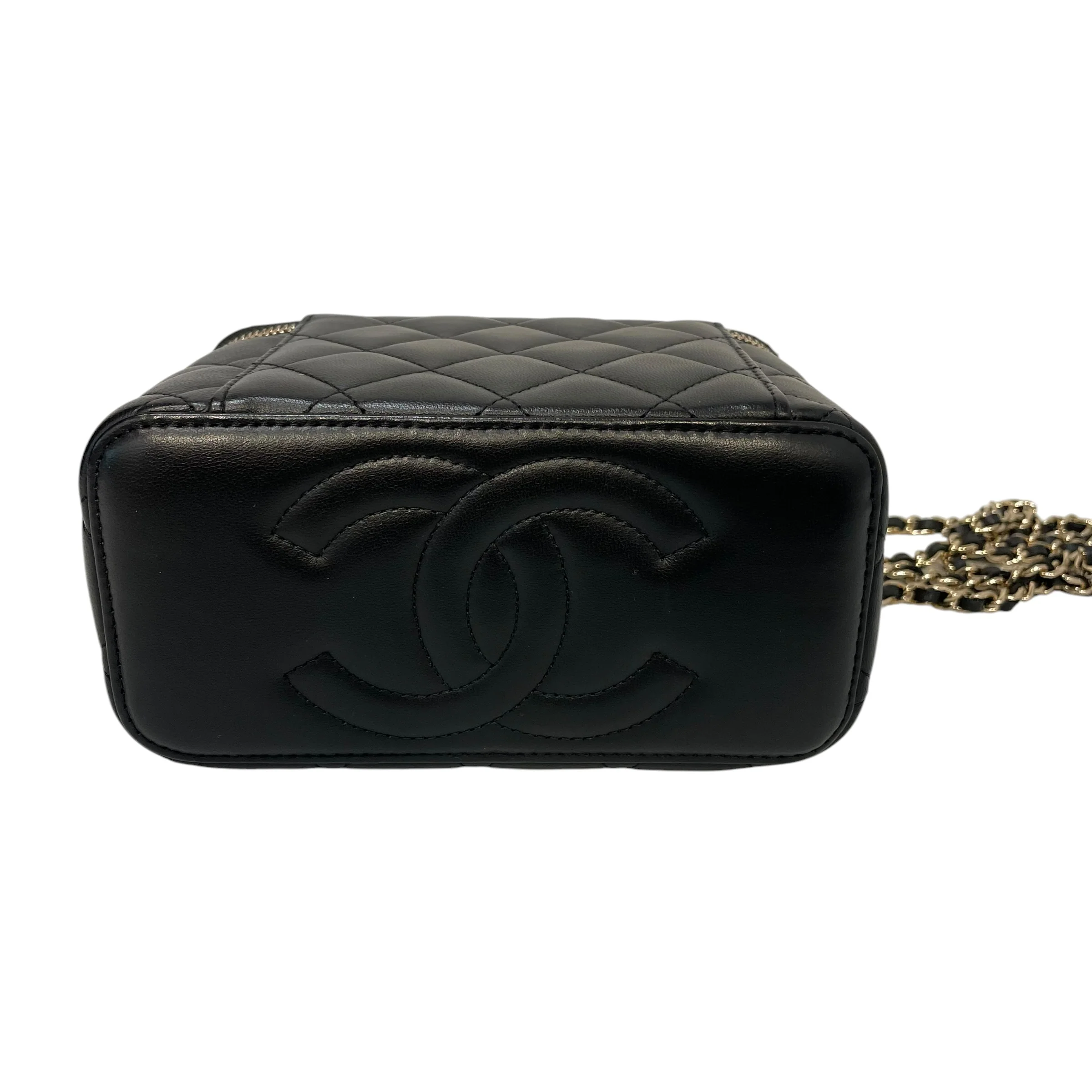 CHANEL/Pouch/Leather/BLK/quilted vanity case crosschain