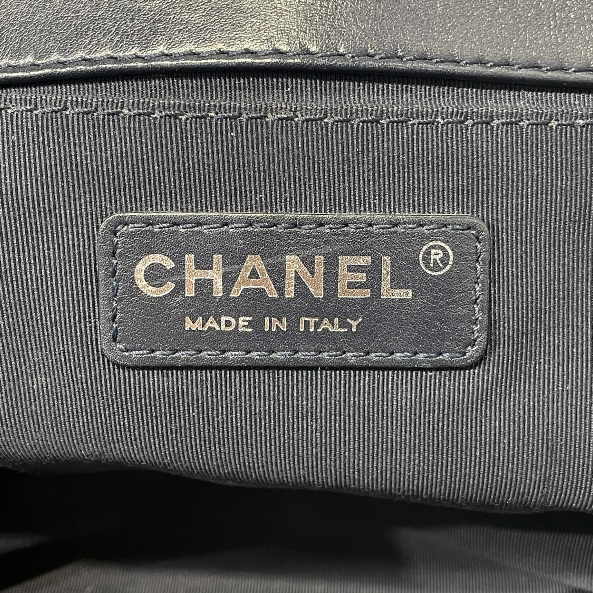 CHANEL/Cross Body Bag/Leather/BLU/19110300 OMBRE BOY BAG