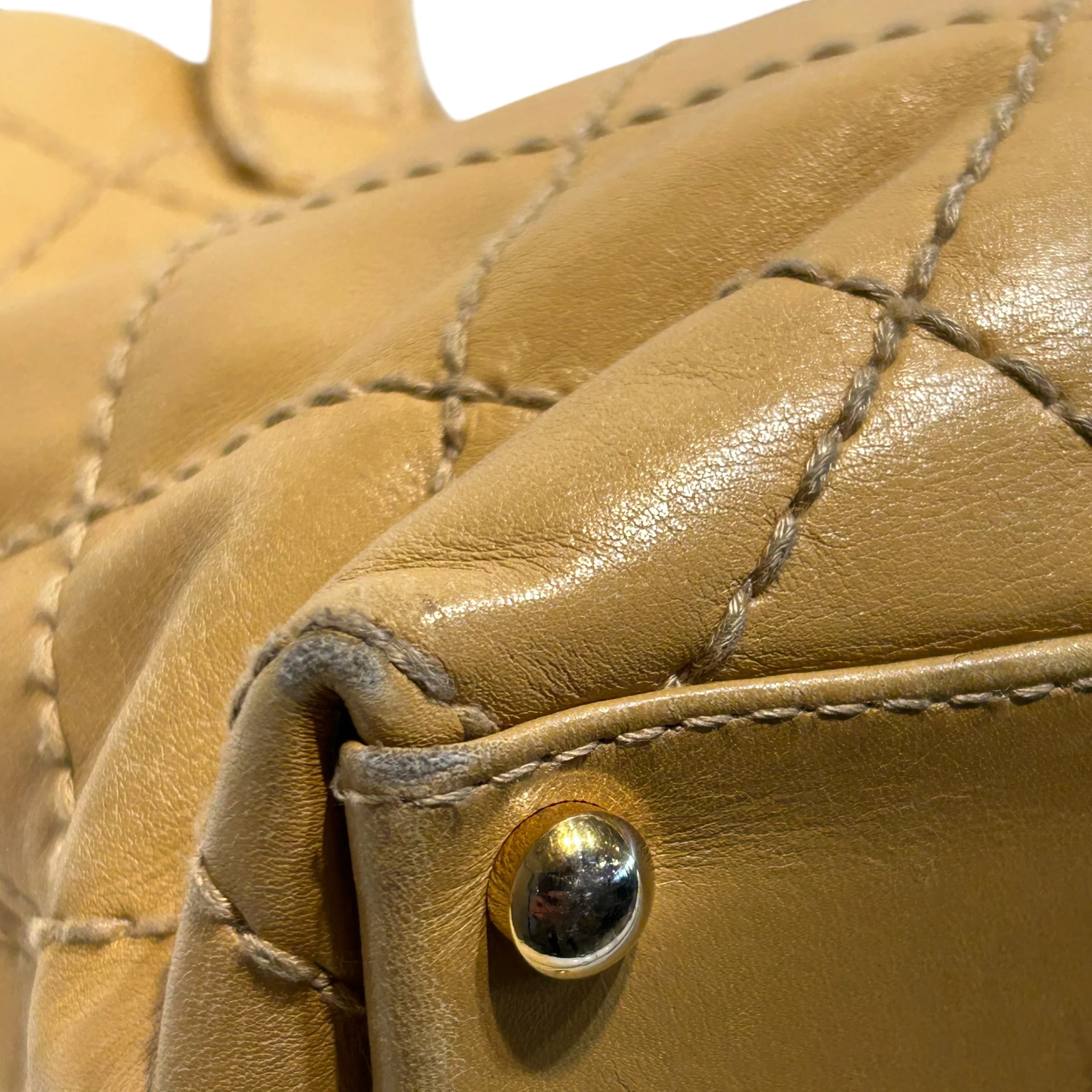 CHANEL/Tote Bag/Leather/CML/Quilted Wild Stitch Surpique