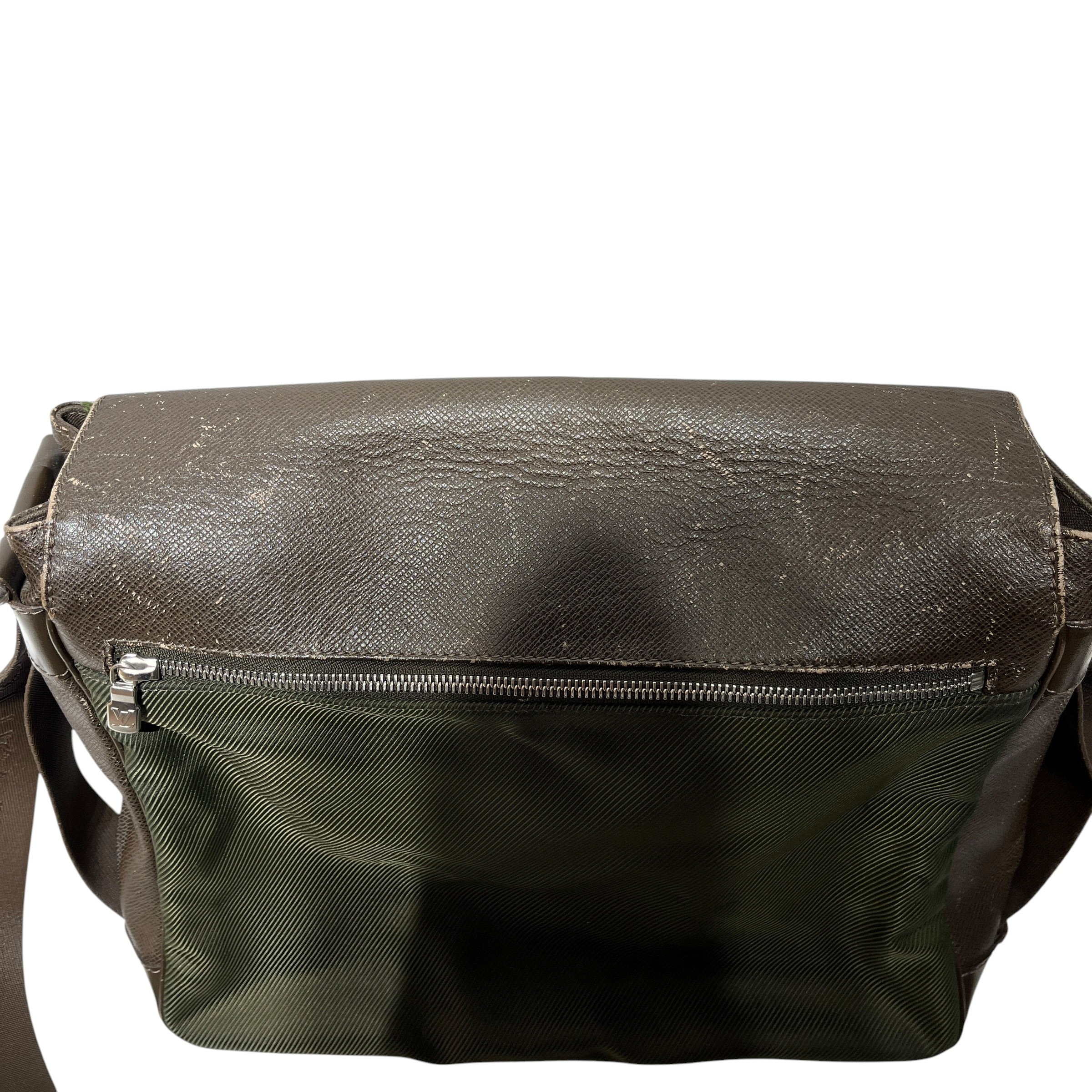LOUIS VUITTON/Cross Body Bag/Leather/BRW/messenger bag, silver accents