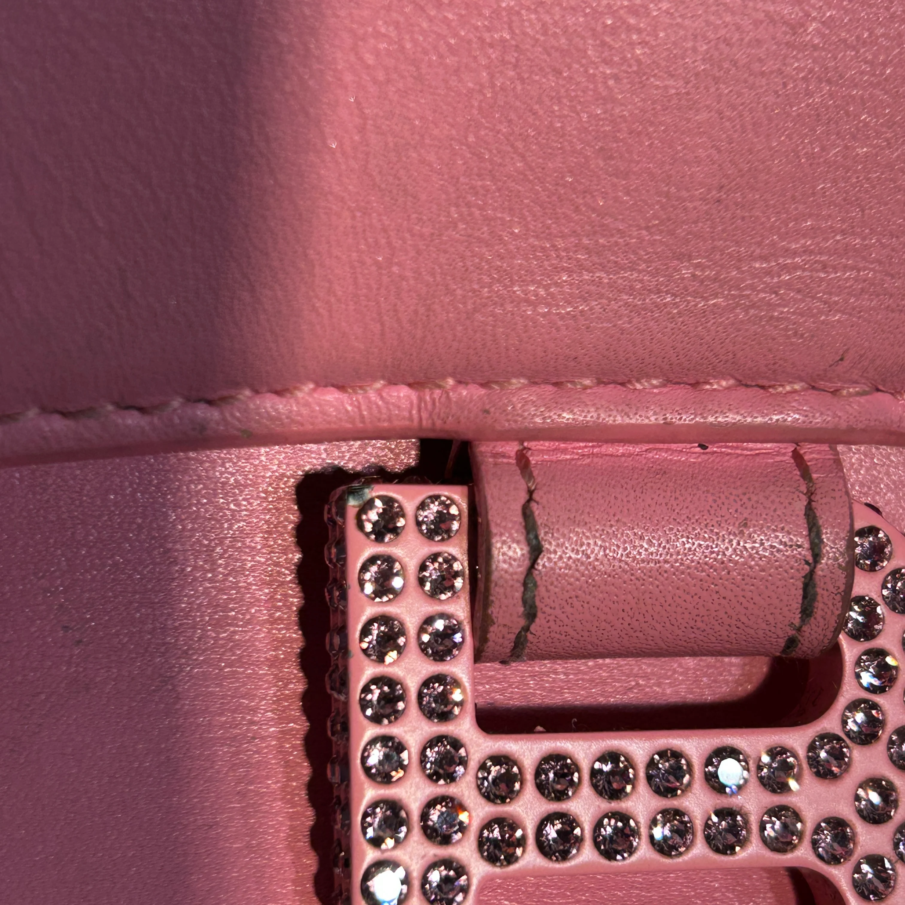 2209-balenciaga-hand-bag-leather-pnk-hourglass-rhinestone-18.webp BALENCIAGA/Hand Bag/Leather/PNK/HOURGLASS RHINESTONE