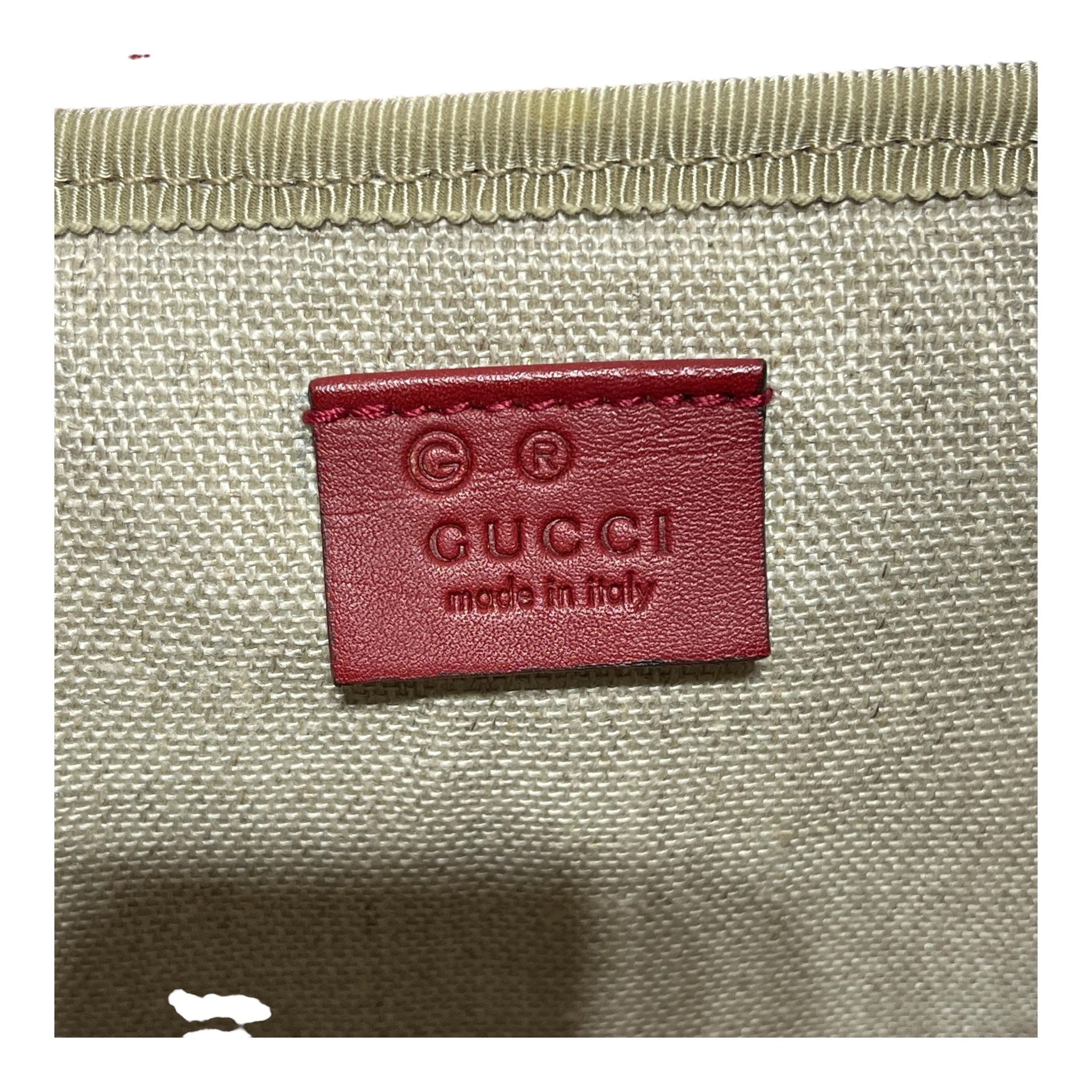 2239-gucci-cross-body-bag-monogram-leather-red-microguccissima-crossbody-6.webp GUCCI/Cross Body Bag/Monogram/Leather/RED/Microguccissima Crossbody