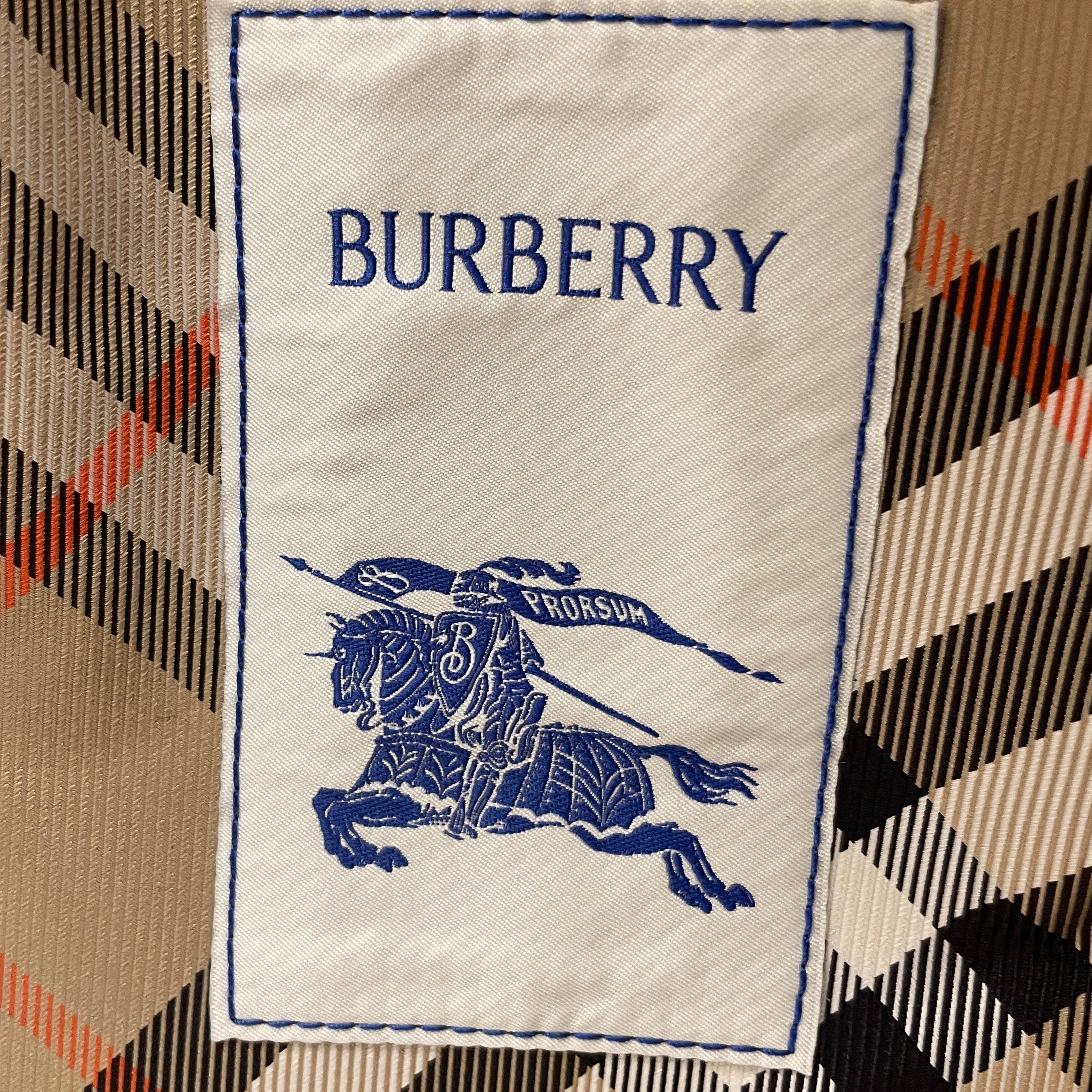 2242-burberry-london-backpack-nylon-blk-burberry-baby-changing-bag-3.jpg BURBERRY LONDON/Backpack/Nylon/BLK/BURBERRY BABY CHANGING BAG