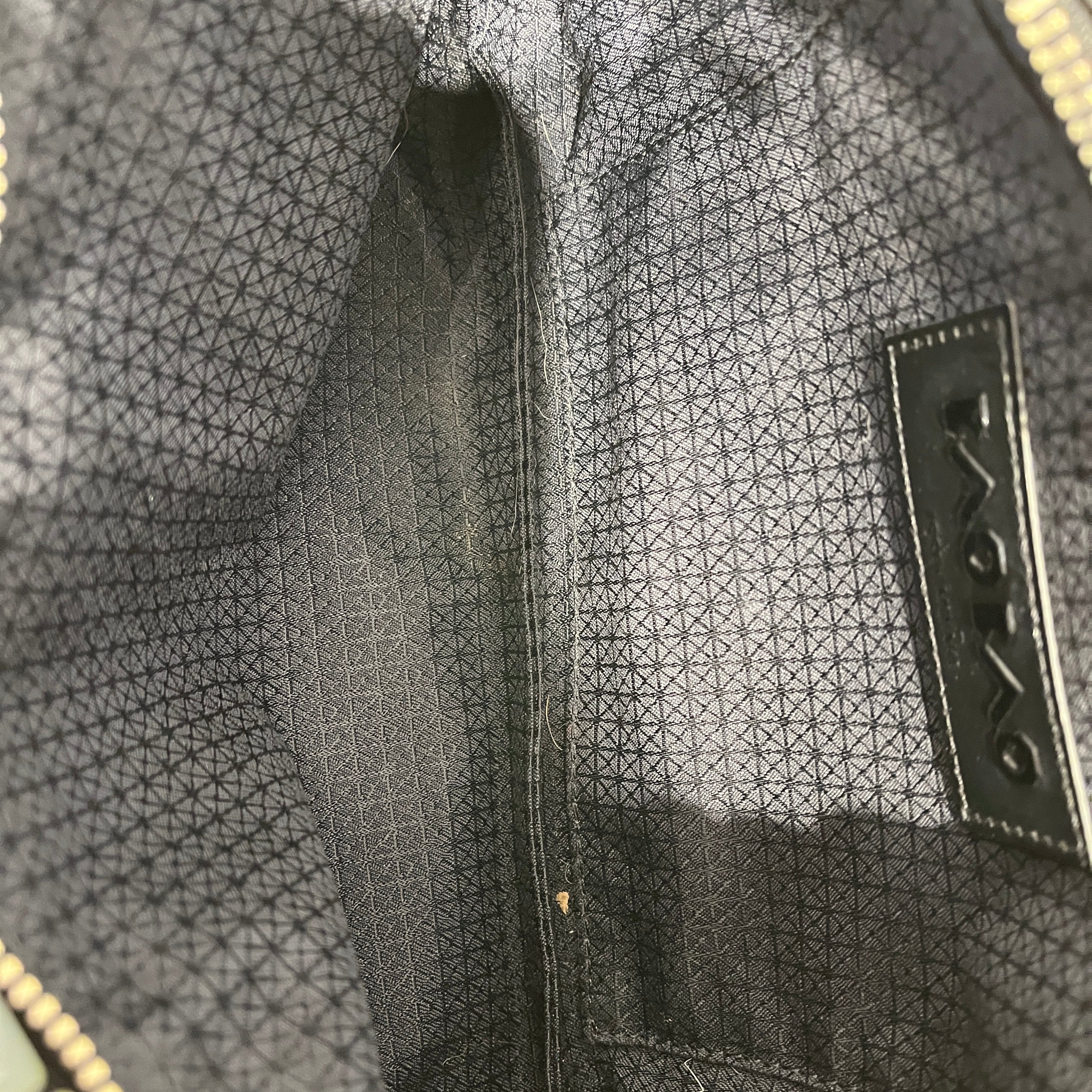 ISSEY MIYAKE/Cross Body Bag/SLV/