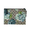 2280-gucci-pouch-floral-pattern-mlt-4116911147-blu-flwrs-all-over-2.webp GUCCI/Pouch/Floral Pattern/MLT/4116911147 BLU FLWRS ALL OVER