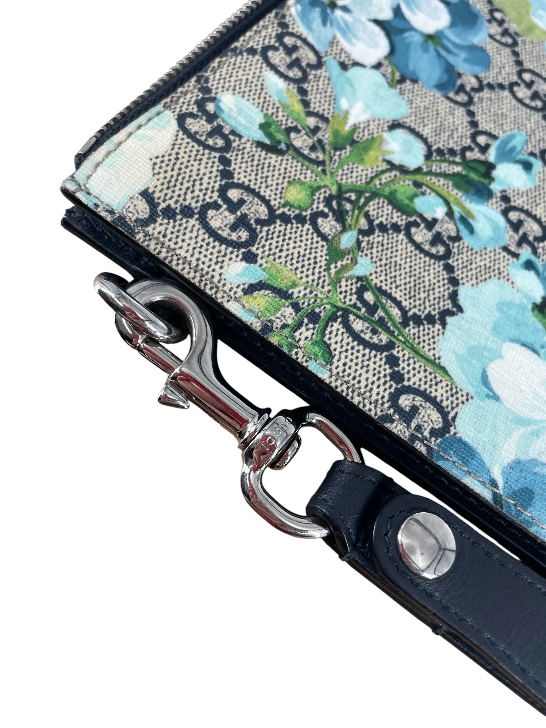 2280-gucci-pouch-floral-pattern-mlt-4116911147-blu-flwrs-all-over-4.webp GUCCI/Pouch/Floral Pattern/MLT/4116911147 BLU FLWRS ALL OVER