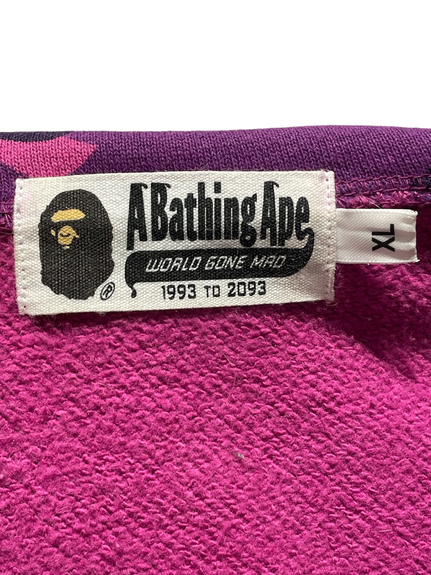 232-a-bathing-ape-zip-up-hoodie-xl-camouflage-cotton-mlt-camo-shark-full-zip-3.webp A BATHING APE/Zip Up Hoodie/XL/Camouflage/Cotton/MLT/Camo Shark Full Zip