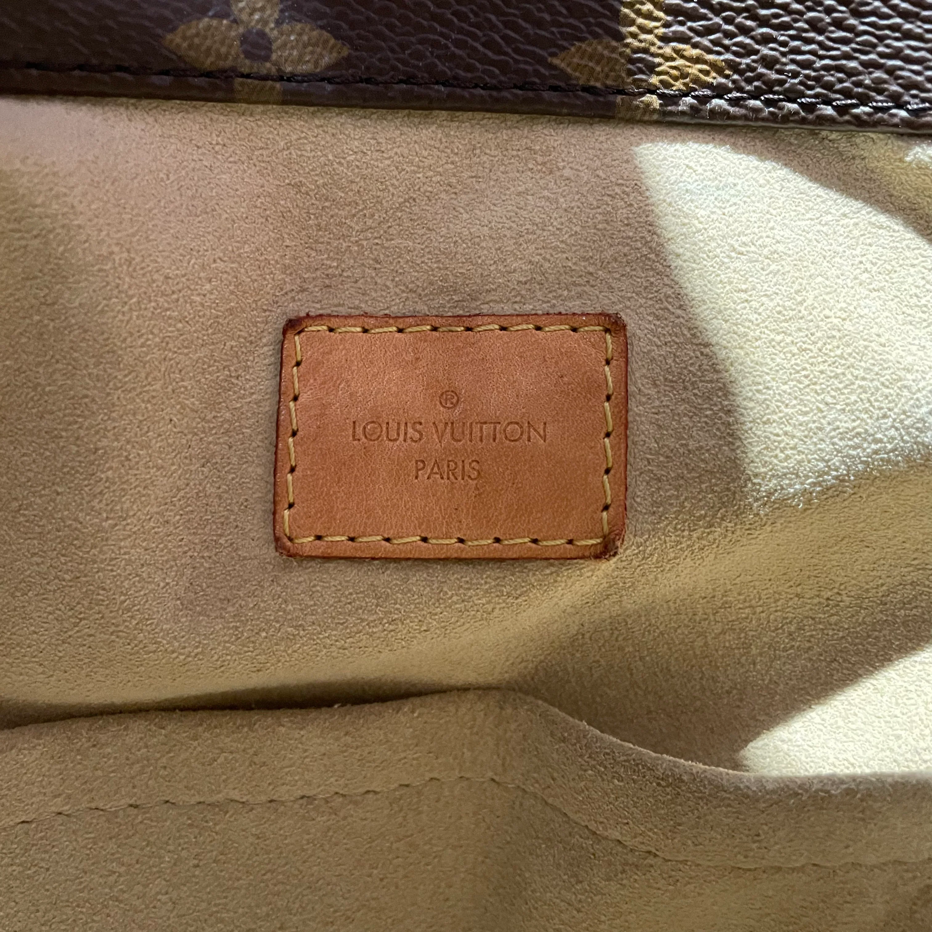 LOUIS VUITTON/Bag/Monogram/BRW/ARTSY MM CANVAS