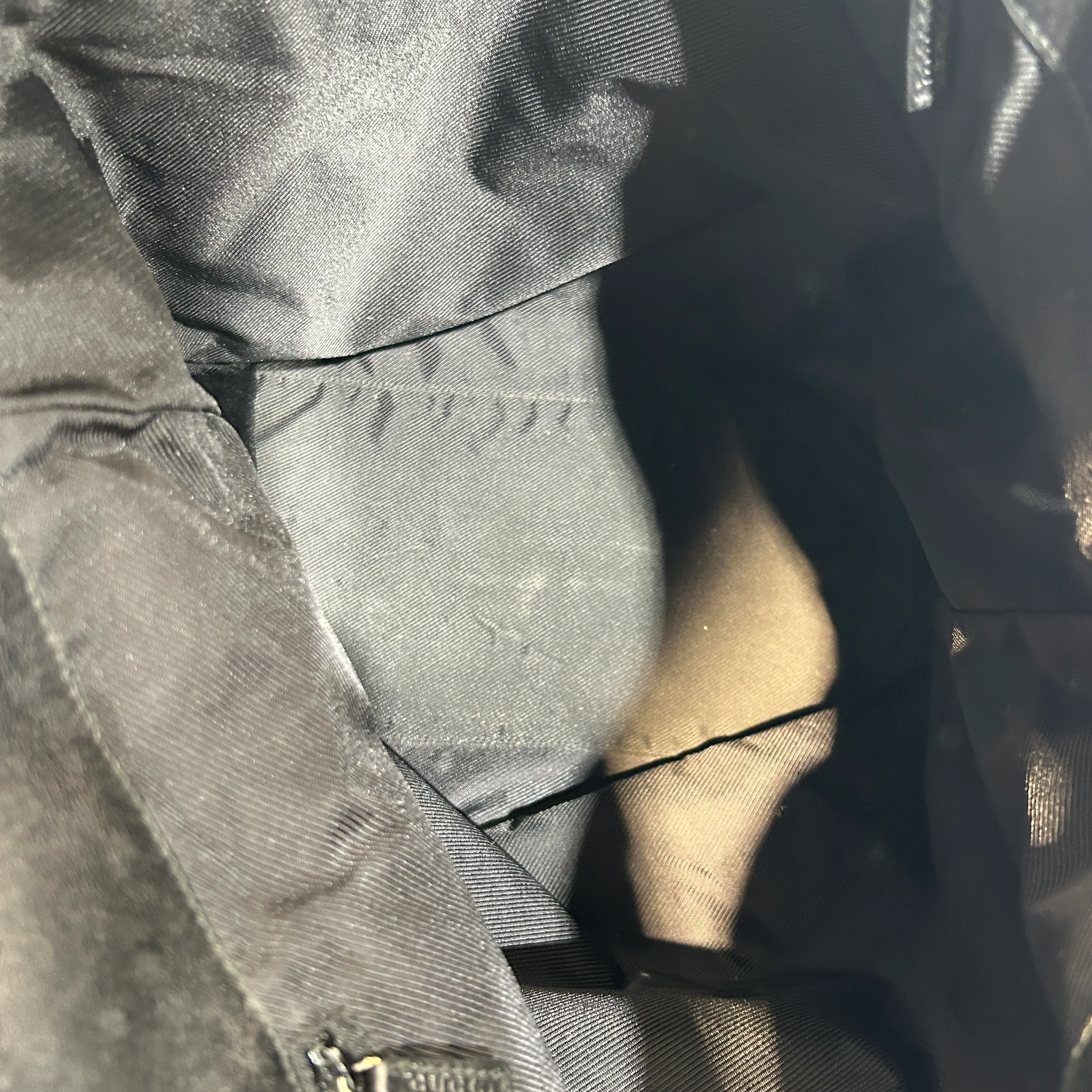 2387-gucci-tote-bag-monogram-cotton-nvy-gucci-gg-mono-canvas-tote-4.webp GUCCI/Tote Bag/Monogram/Cotton/NVY/Gucci GG Mono Canvas Tote