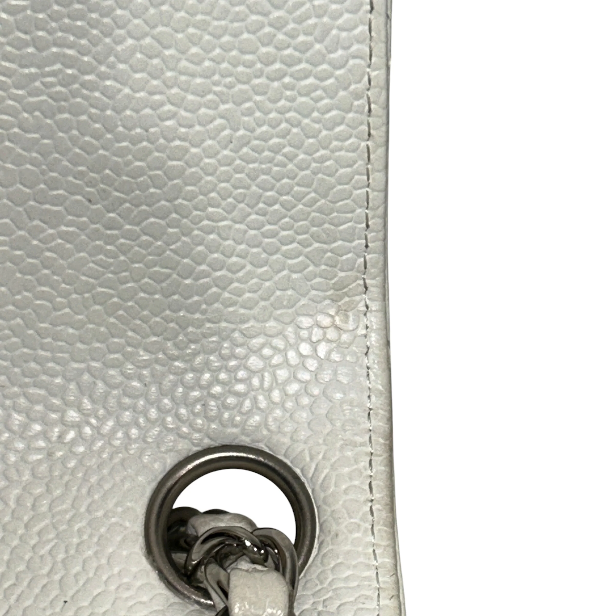 CHANEL/Bag/WHT/Mini Caviar Flap