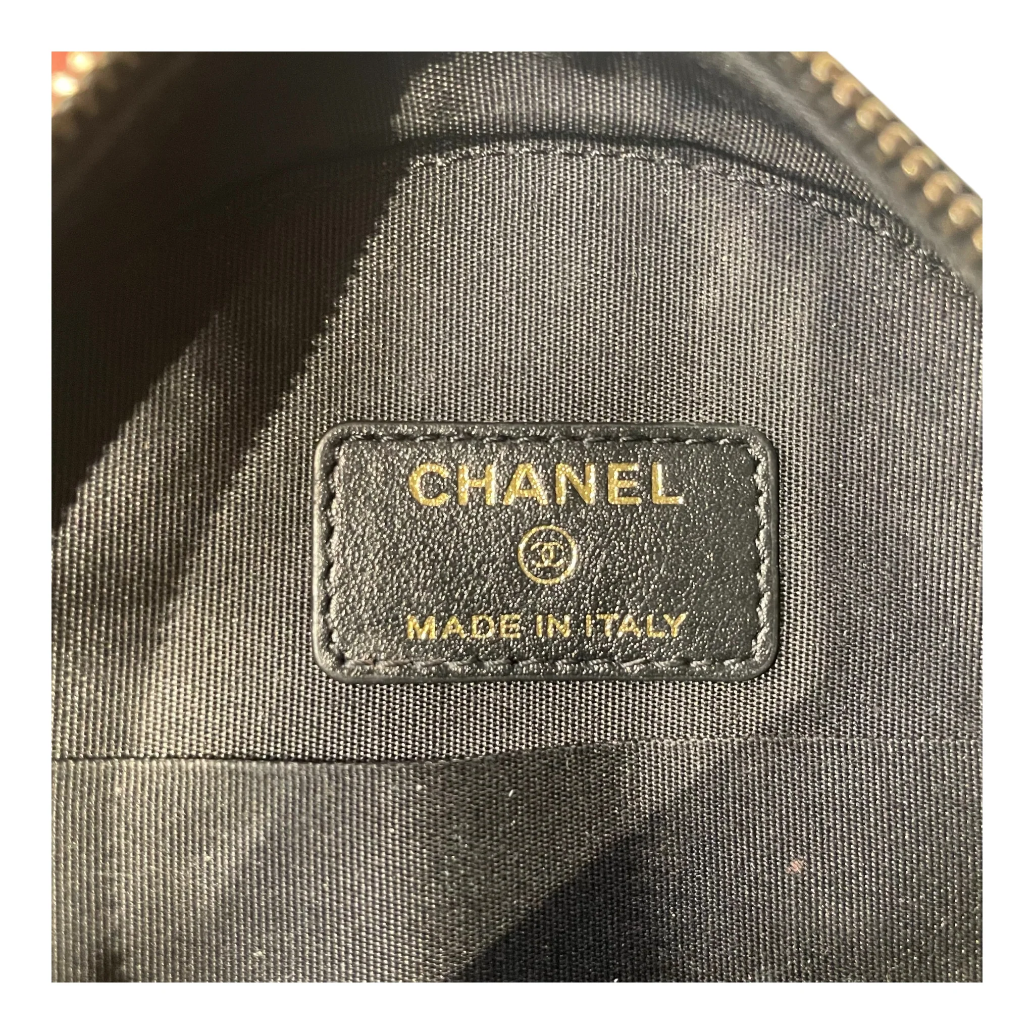 CHANEL/Cross Body Bag/Leather/BLK/french new wave quilted