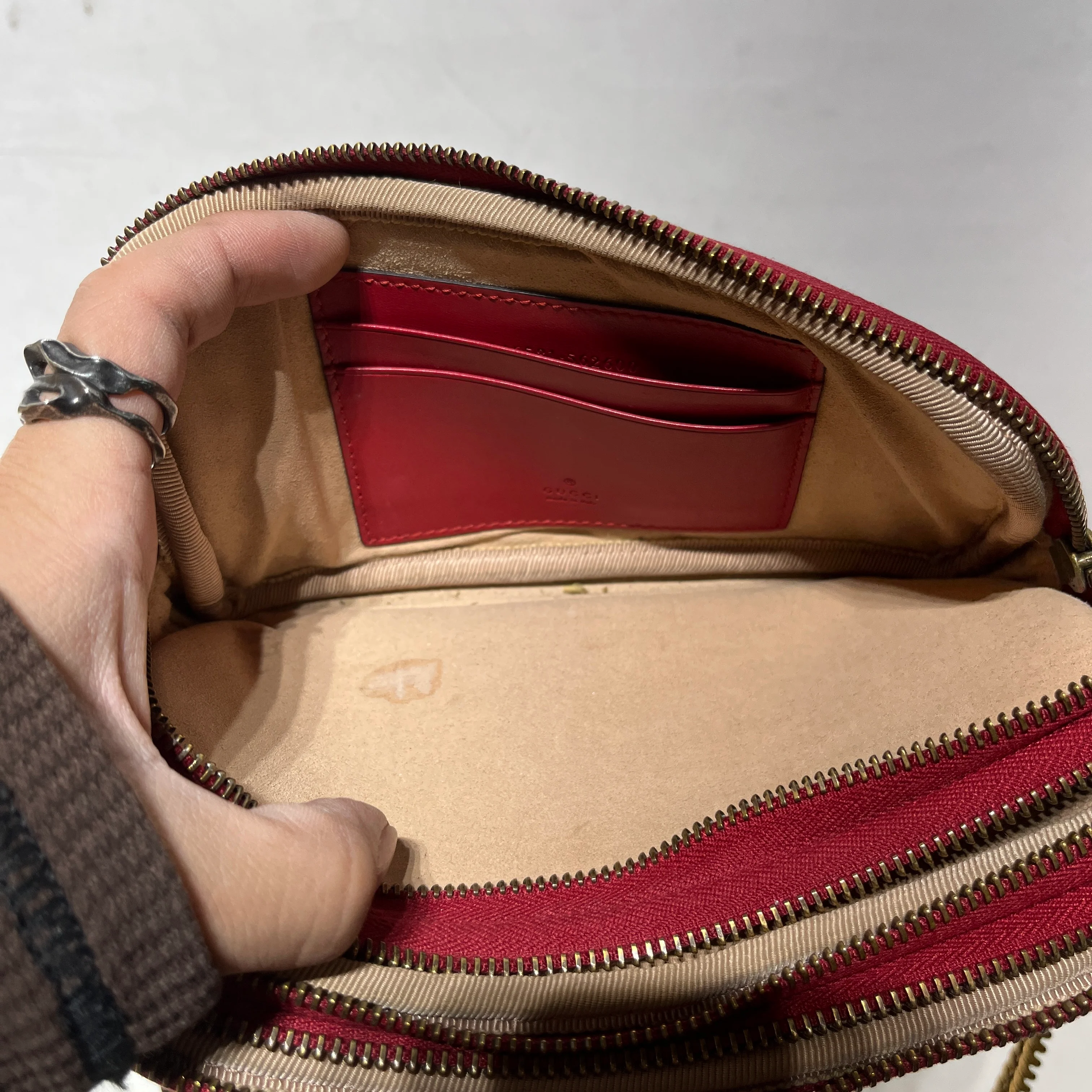 GUCCI/Cross Body Bag/Leather/RED/Marmont Triple Zipper Crossbod