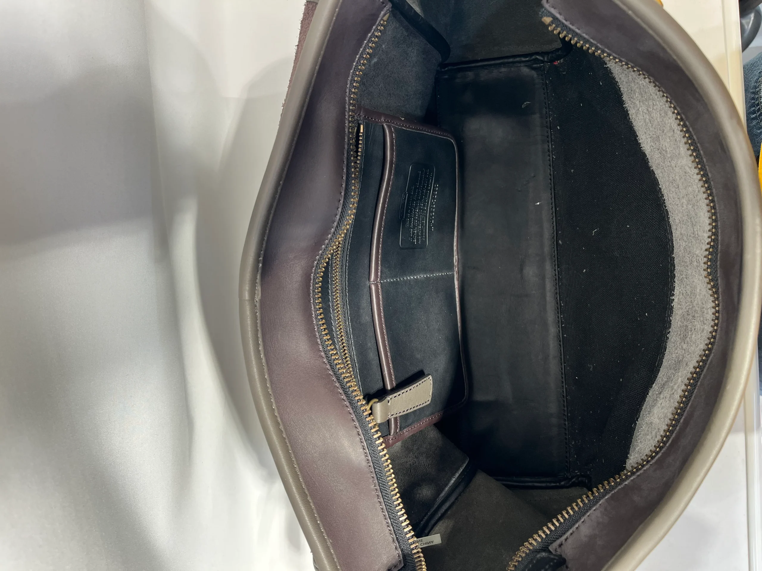 COACH/Bag/Leather/MLT/Legacy Utility Flap Comuter