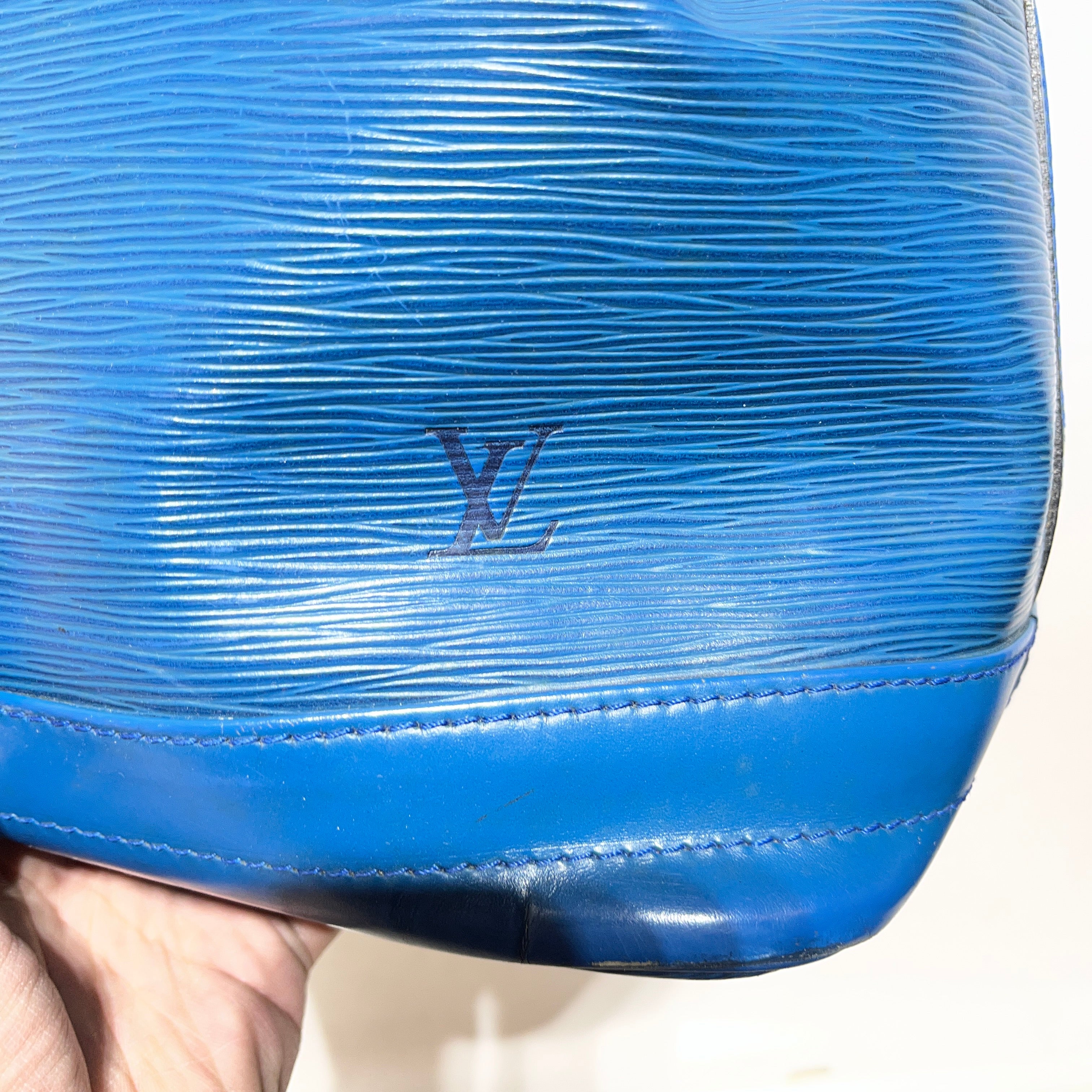 LOUIS VUITTON/Tote Bag/Leather/BLU/EPI LEATHER BUCKET BAG