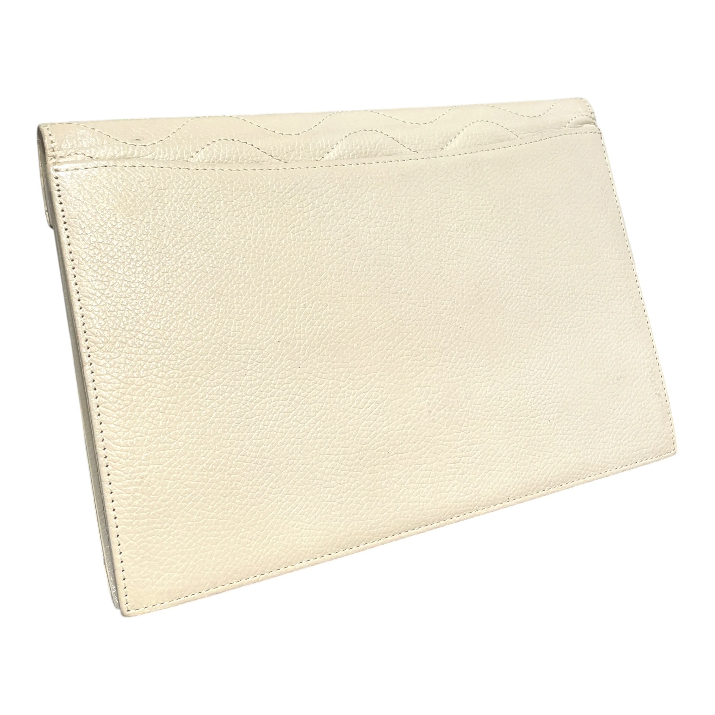 YVES SAINT LAURENT/Clutch Bag/Leather/WHT/Vintage Quilted Wave Clutch