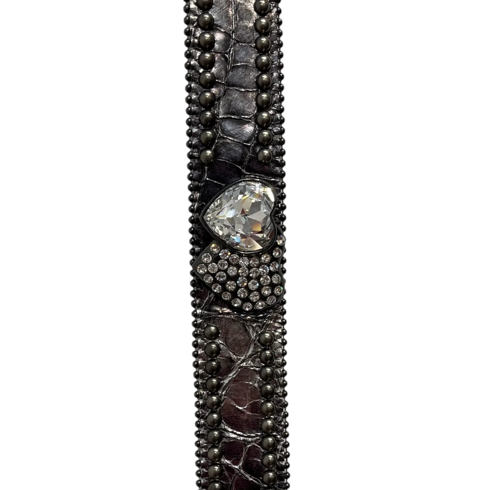 3005-b-b-simon-belt-leather-blk-silver-gator-heart-hardware-3.webp b.b.simon/Belt/Leather/BLK/SILVER GATOR HEART HARDWARE