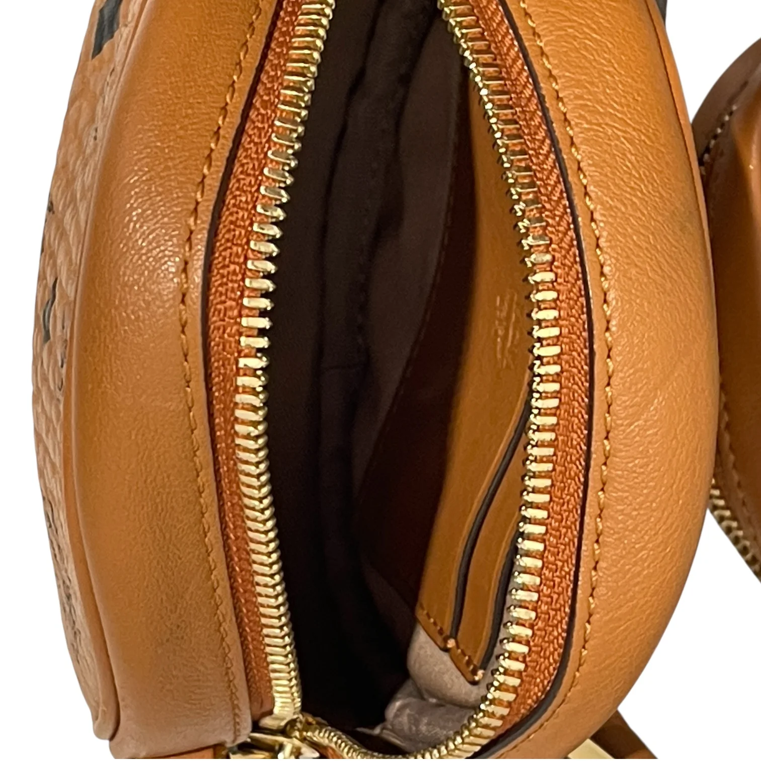 3029-mcm-fanny-pack-monogram-leather-cml-essential-belt-bag-5.webp MCM/Fanny Pack/Monogram/Leather/CML/Essential Belt Bag