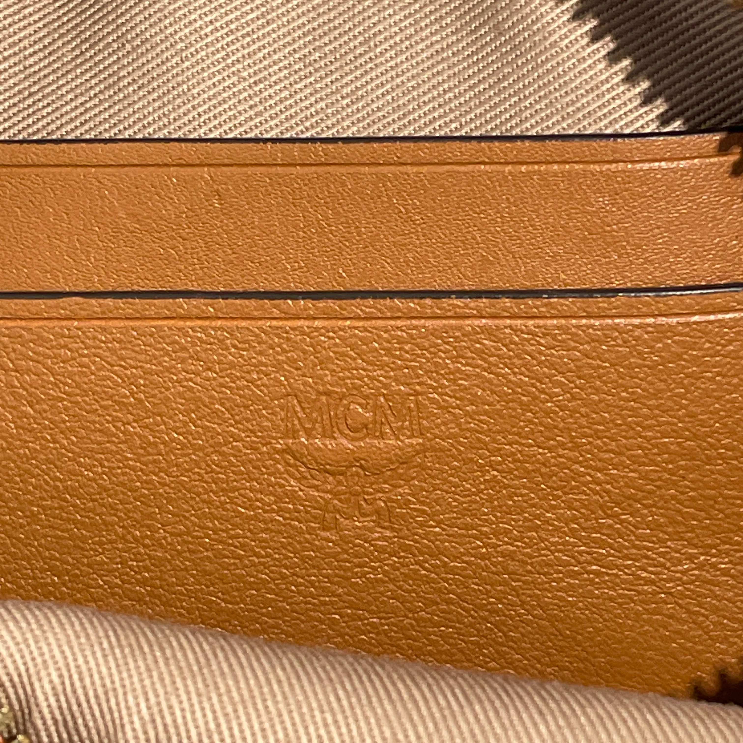 3029-mcm-fanny-pack-monogram-leather-cml-essential-belt-bag-6.webp MCM/Fanny Pack/Monogram/Leather/CML/Essential Belt Bag
