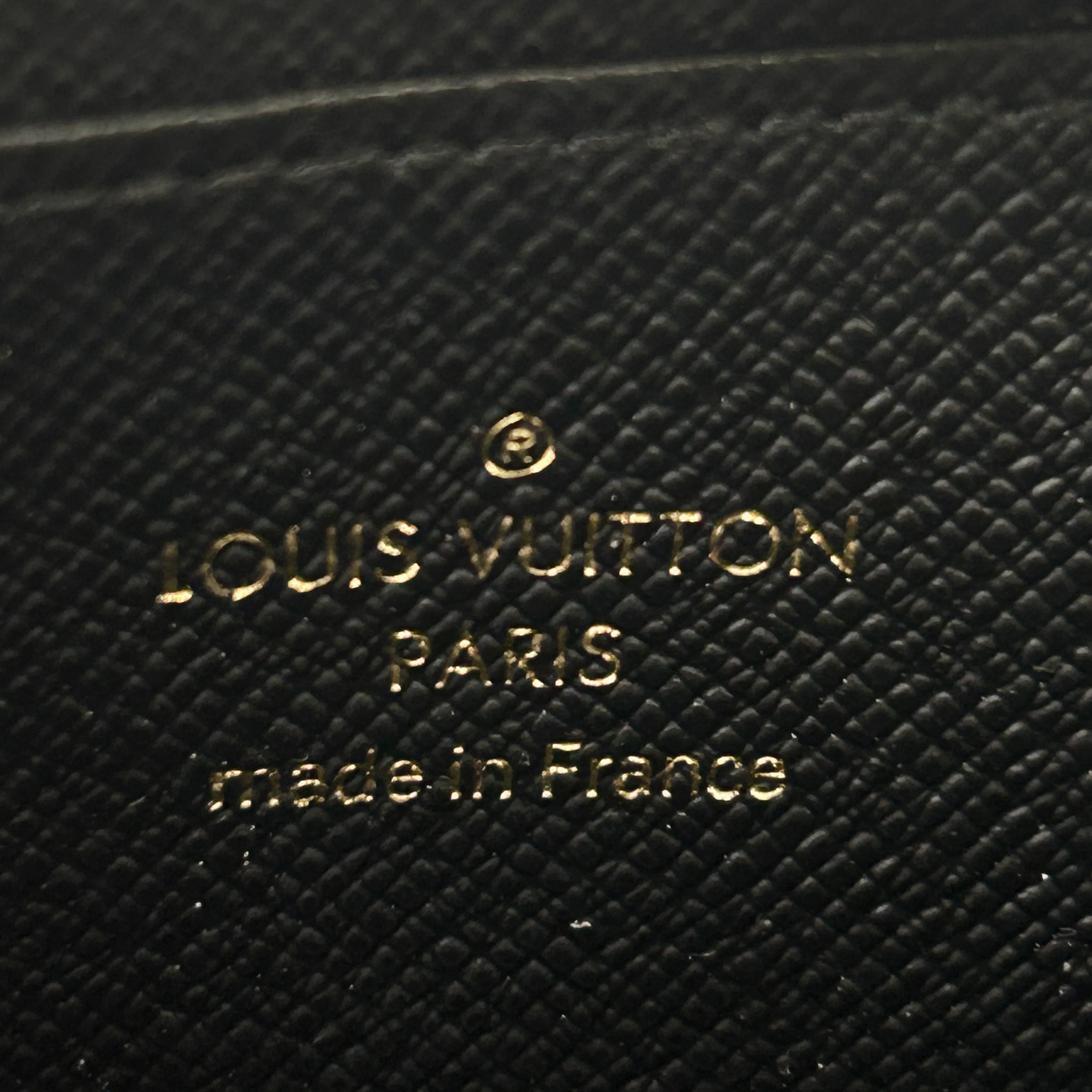 3091-louis-vuitton-pouch-leather-brw-lv-logo-stamp-3.webp LOUIS VUITTON/Pouch/Leather/BRW/LV LOGO STAMP