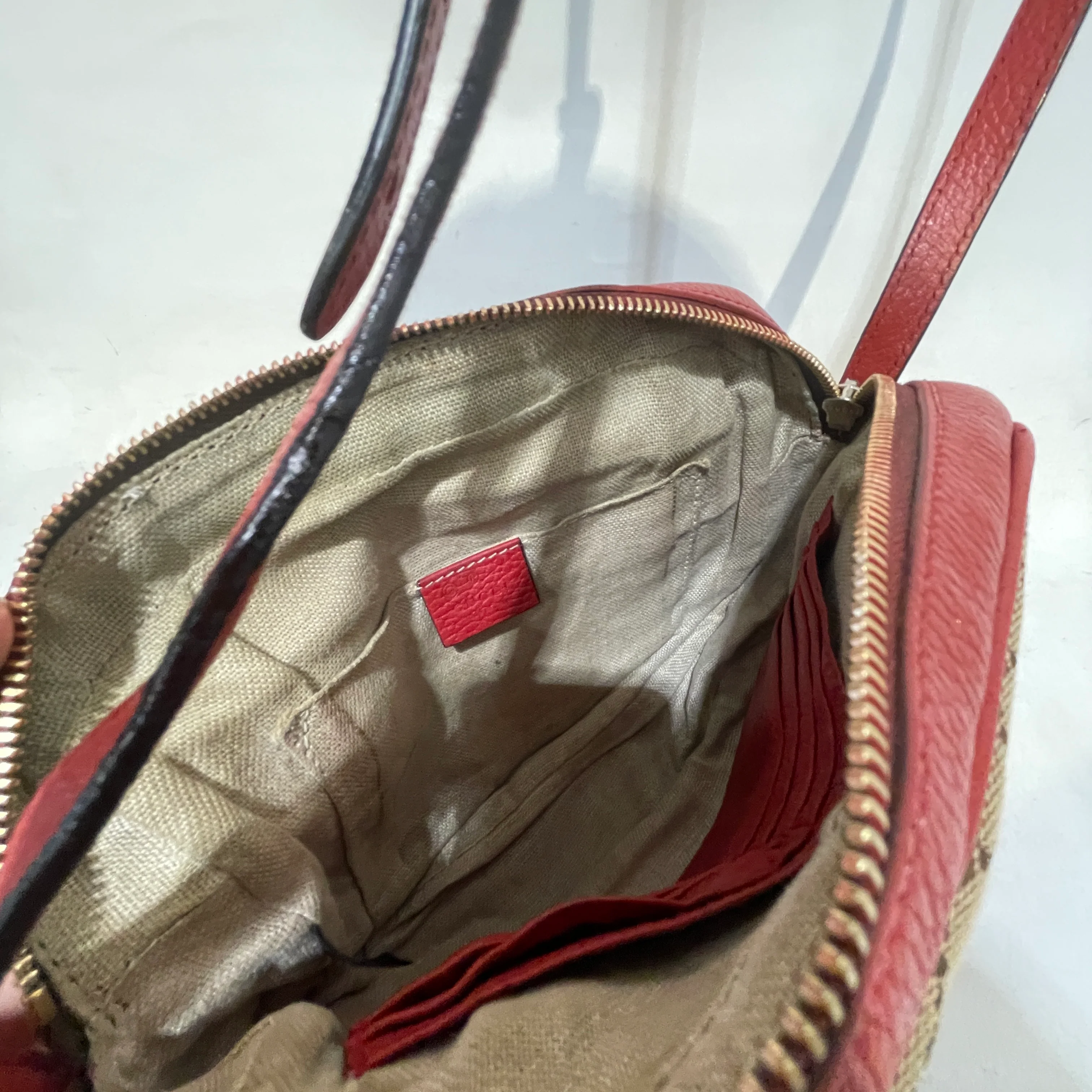 GUCCI/Cross Body Bag/Monogram/Leather/RED/Bree GG Monogram