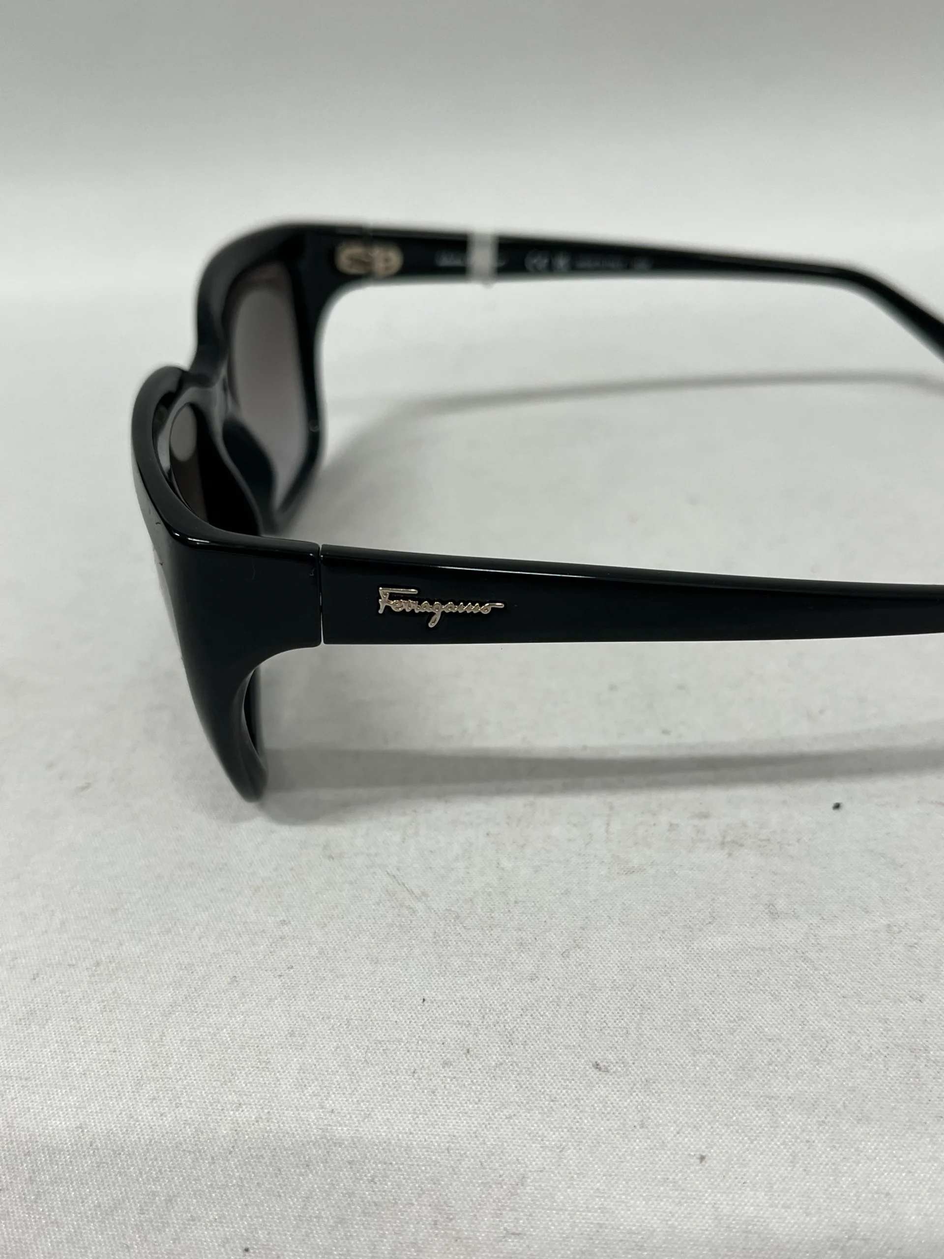 Salvatore Ferragamo/Sunglasses/Plastic/BLK/SILVER SIDE LOGO, BLACK FRAME