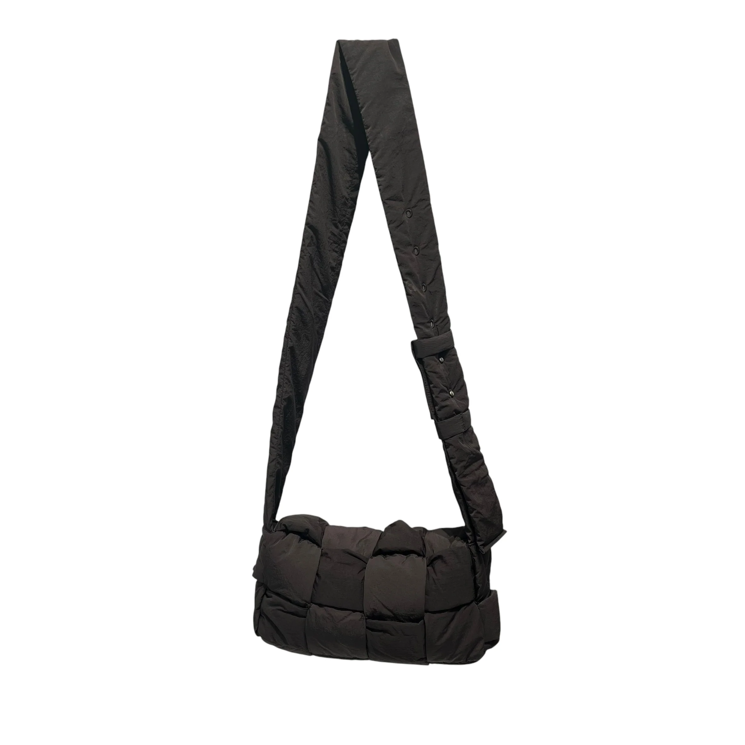 BOTTEGA VENETA/Cross Body Bag/Nylon/BRW/PADDEDCASSETTEBAG