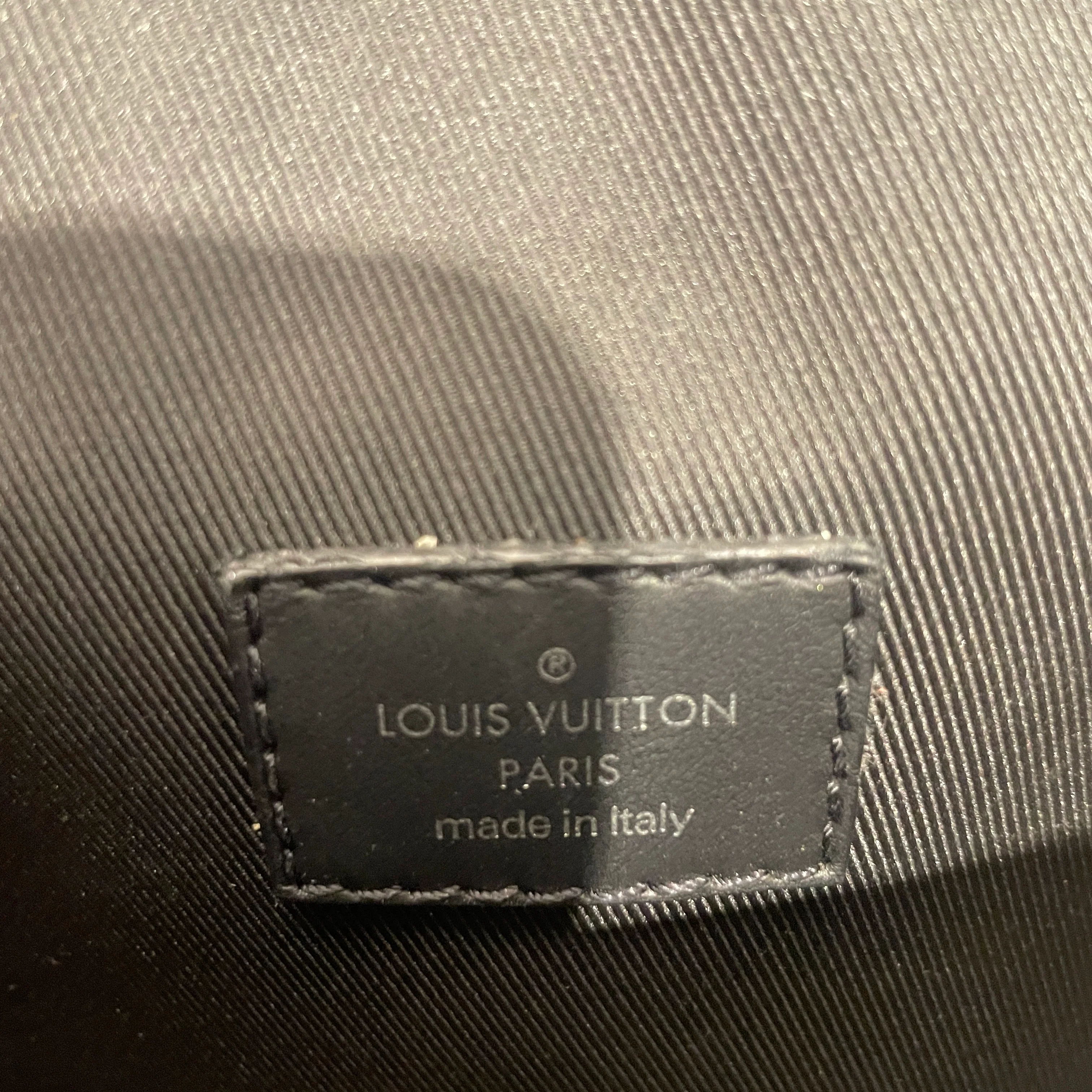 LOUIS VUITTON/Cross Body Bag/All Over Print/Leather/BLK/CROSS BPDY GRAFITI LOGO