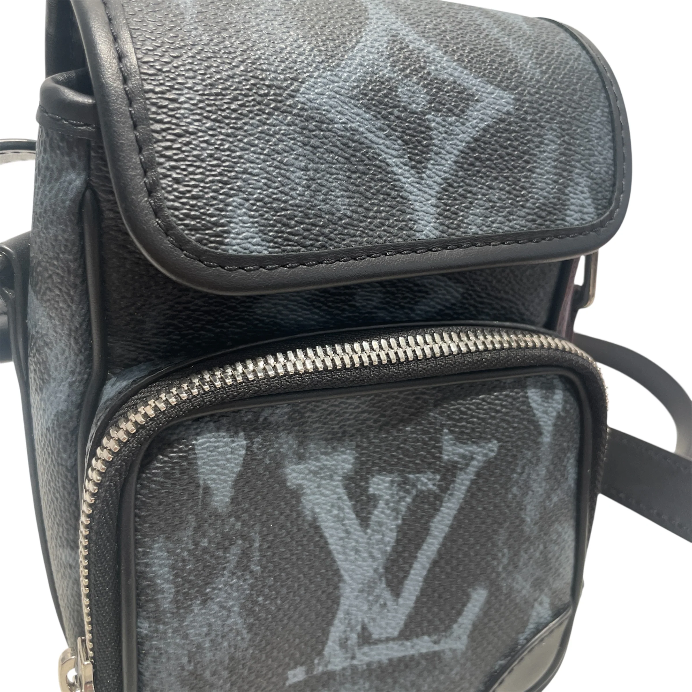 LOUIS VUITTON/Cross Body Bag/All Over Print/Leather/BLK/CROSS BPDY GRAFITI LOGO