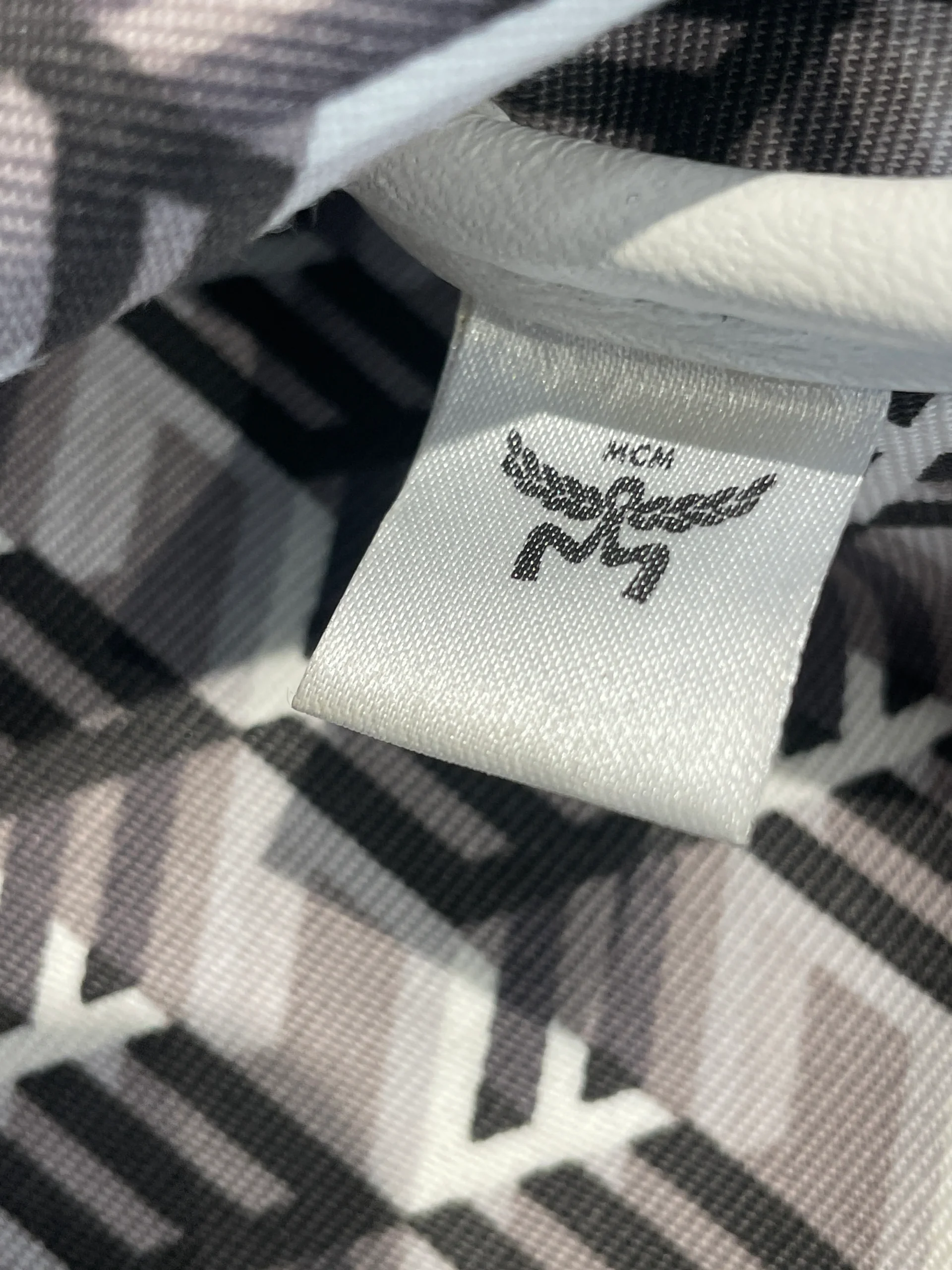 MCM/Pouch/All Over Print/Leather/WHT/white mcm logo