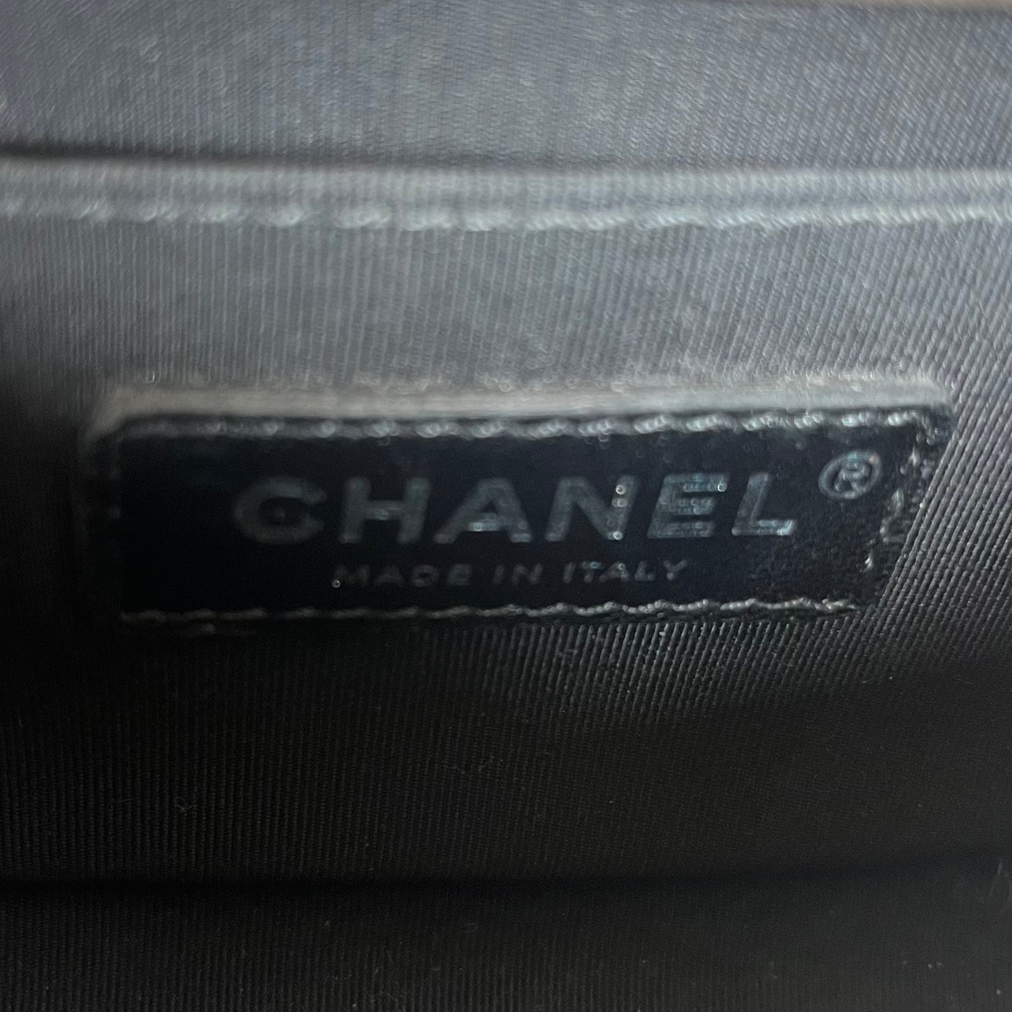 CHANEL/Bag/Leather/SLV/SMALL BOY BAG