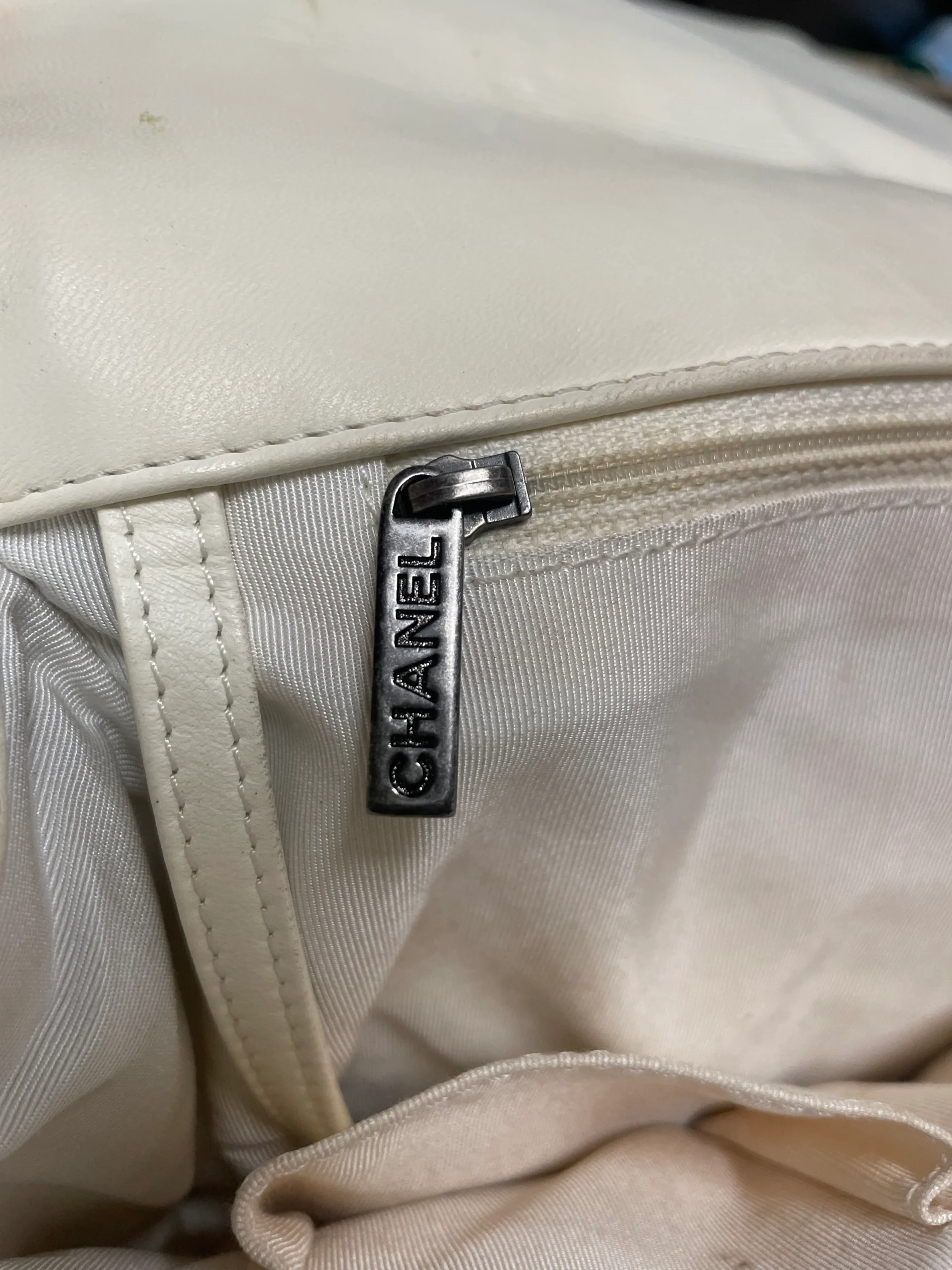 CHANEL/Cross Body Bag/Leather/BLK/BOY BAG/BI-COLOR