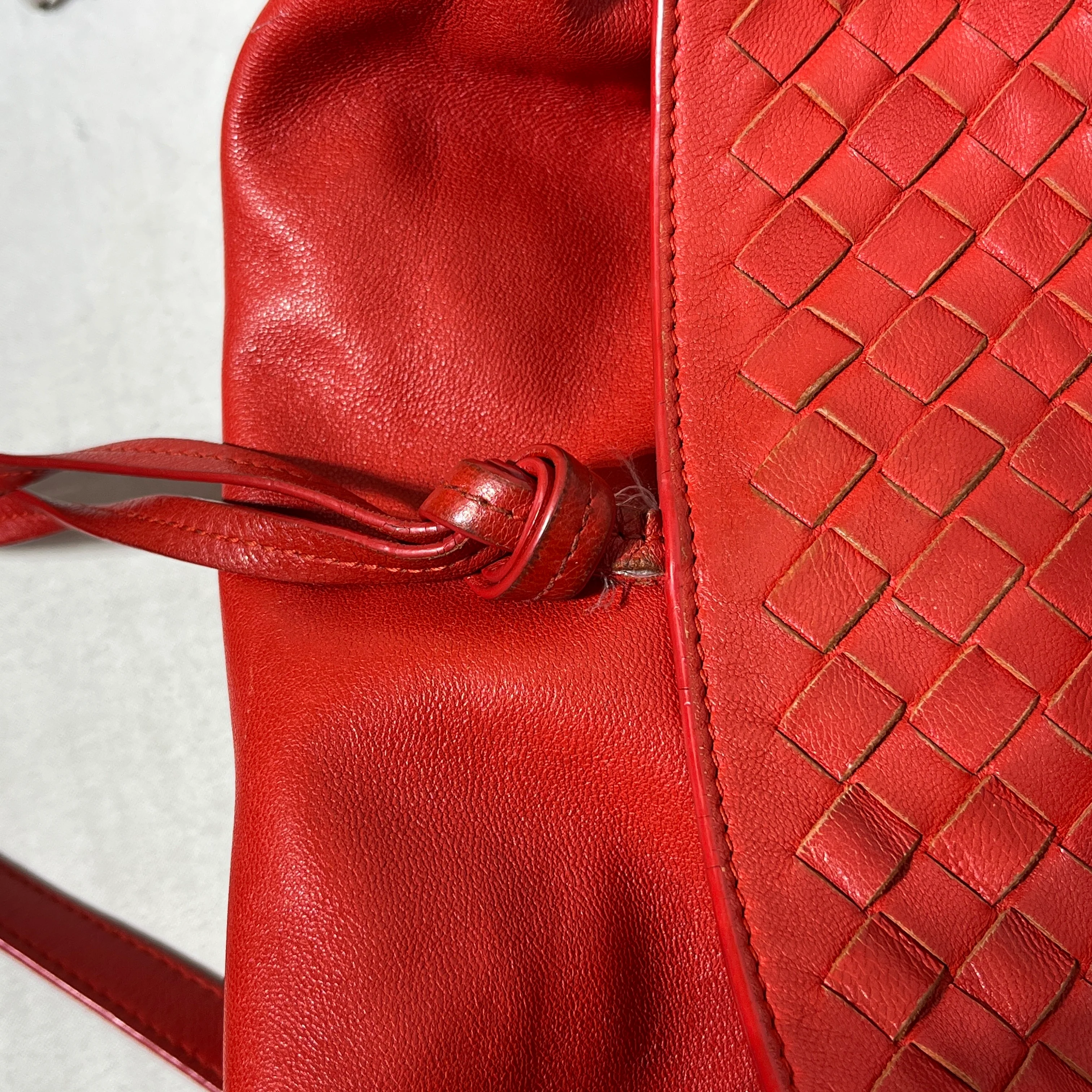 3494-bottega-veneta-cross-body-bag-leather-grn--6.webp BOTTEGA VENETA/Cross Body Bag/Leather/GRN/