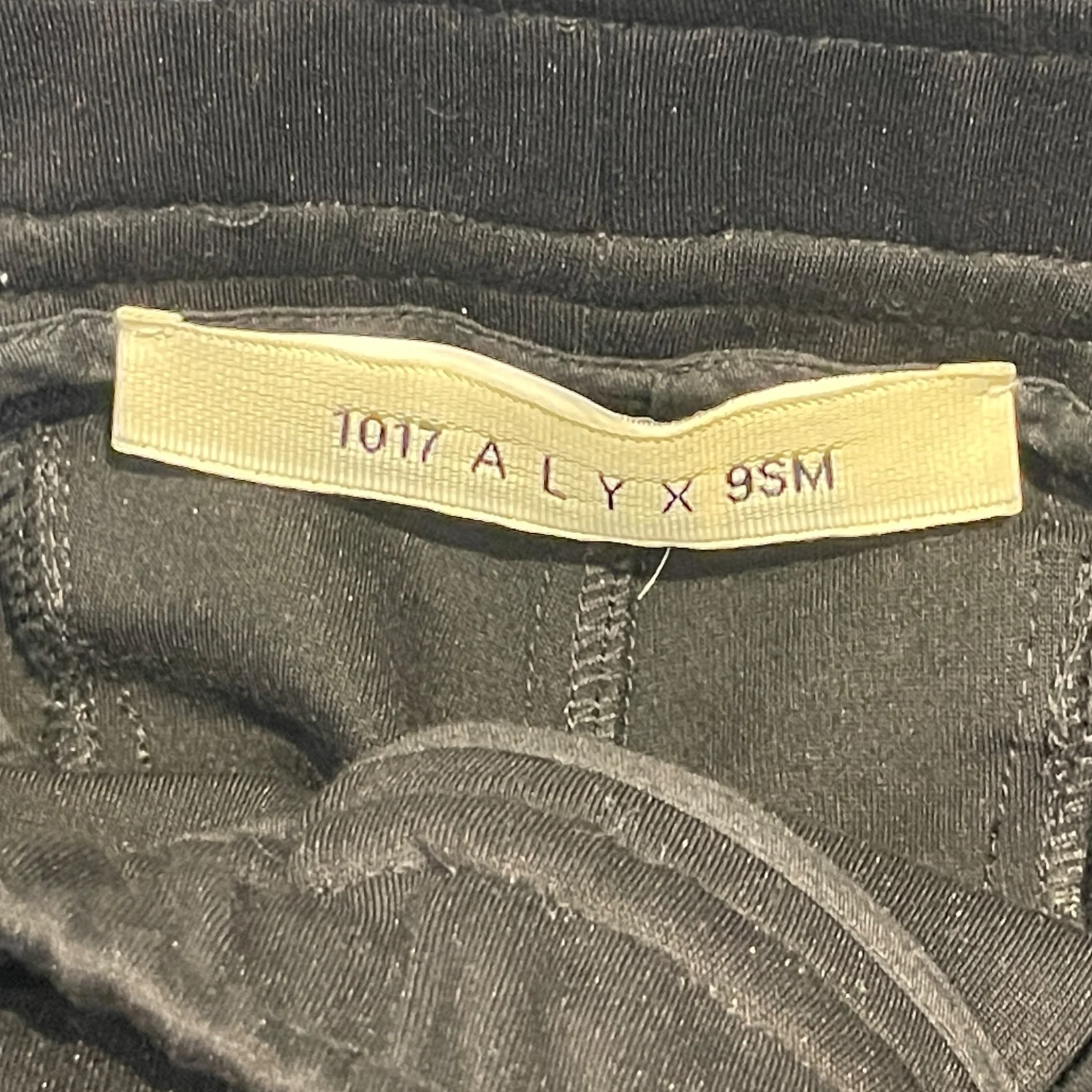 1017 ALYX 9SM(ALYX)/Pants/M/Polyester/BLK/alyx pinched seam track pants