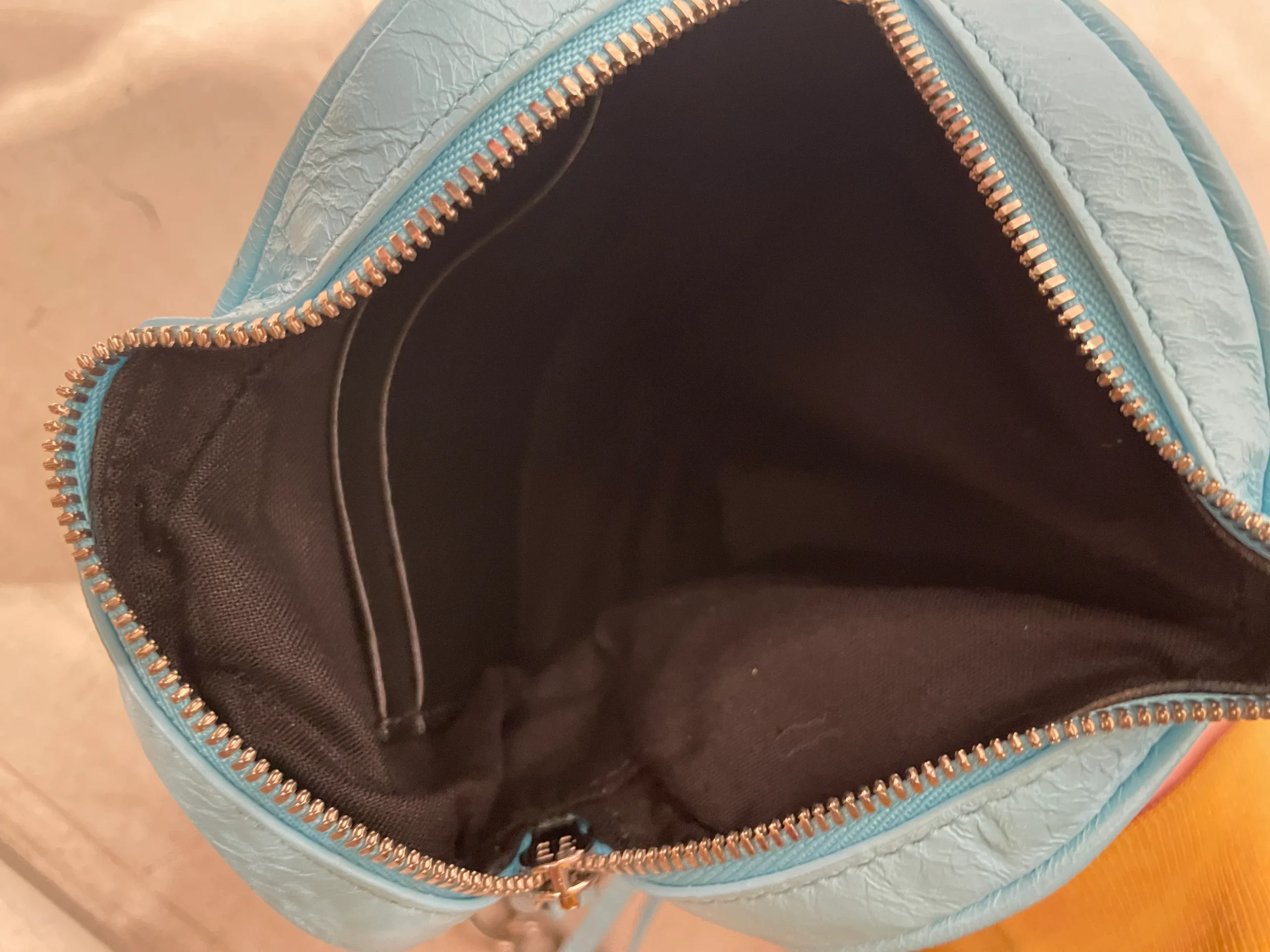 BALENCIAGA/Cross Body Bag/Leather/BLU/heart shaped le cagole city