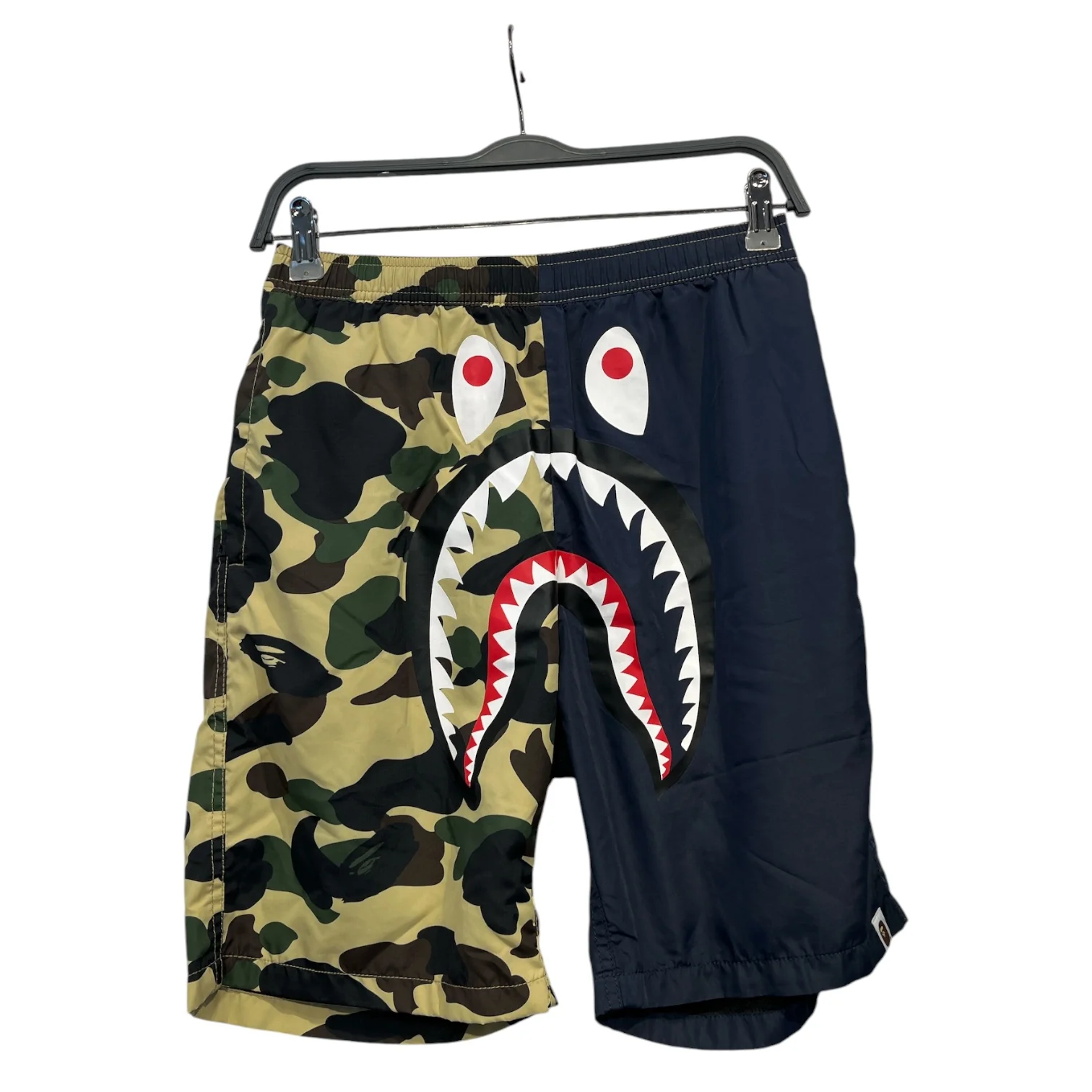 A BATHING APE/Shorts/M/Nylon/GRN/Camouflage/shark shorts
