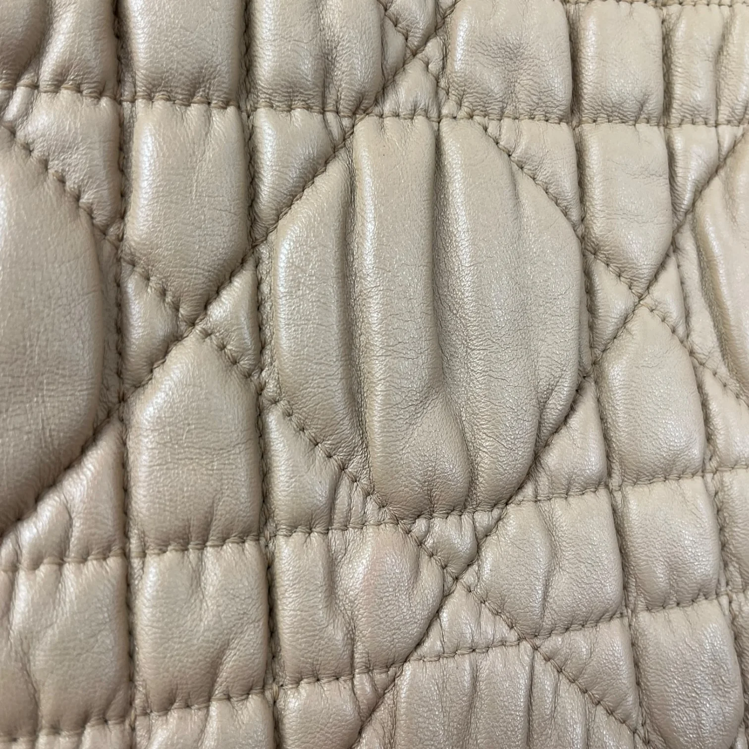 Christian Dior/Hand Bag/Leather/BEG/
