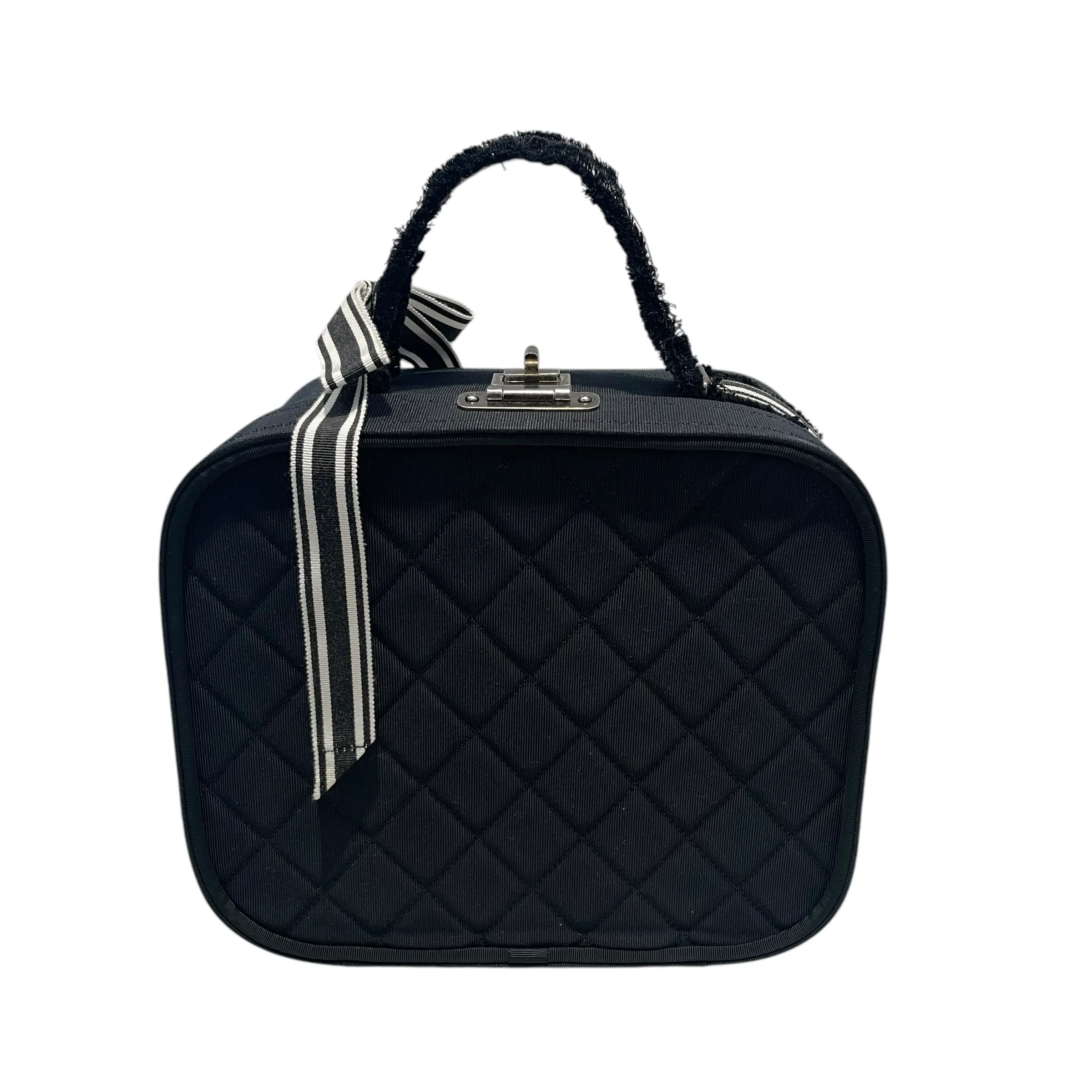 CHANEL/Bag/BLK/QUILTED VANITY CASE
