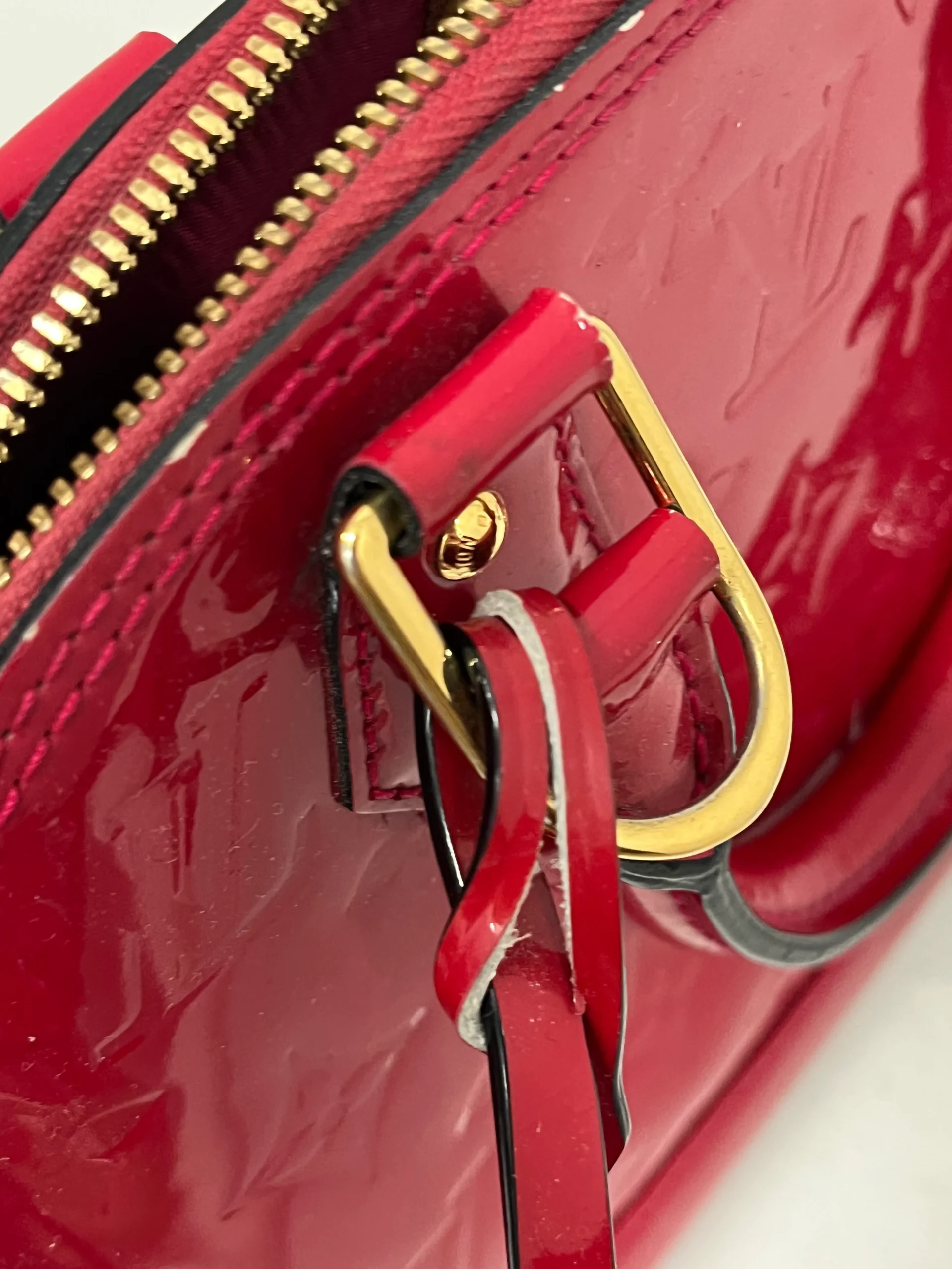 LOUIS VUITTON/Cross Body Bag/Monogram/Leather/RED/ALMA