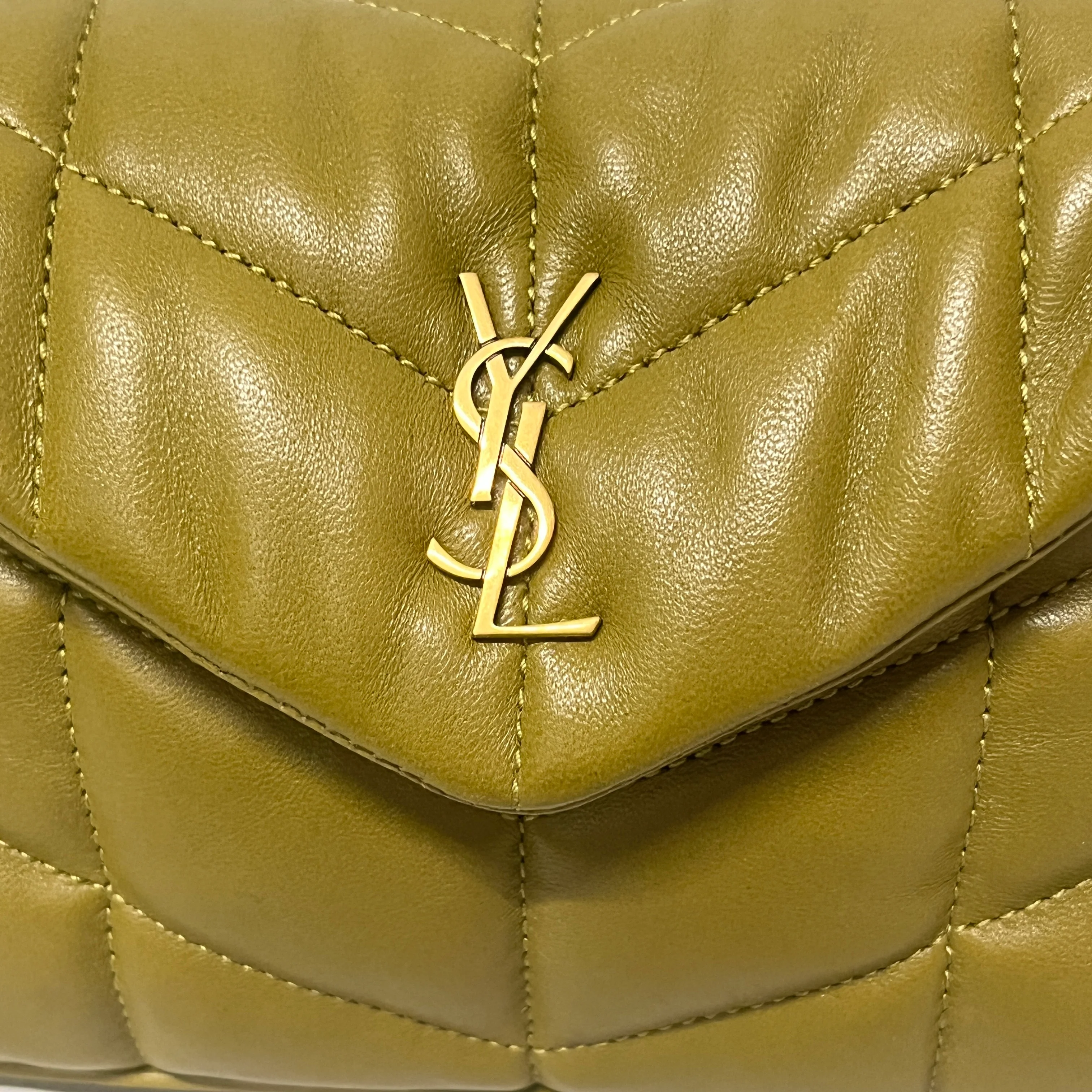 YVES SAINT LAURENT/Pouch/Leather/GRN/WITH CARDHOLDER/OLIVE POUCH